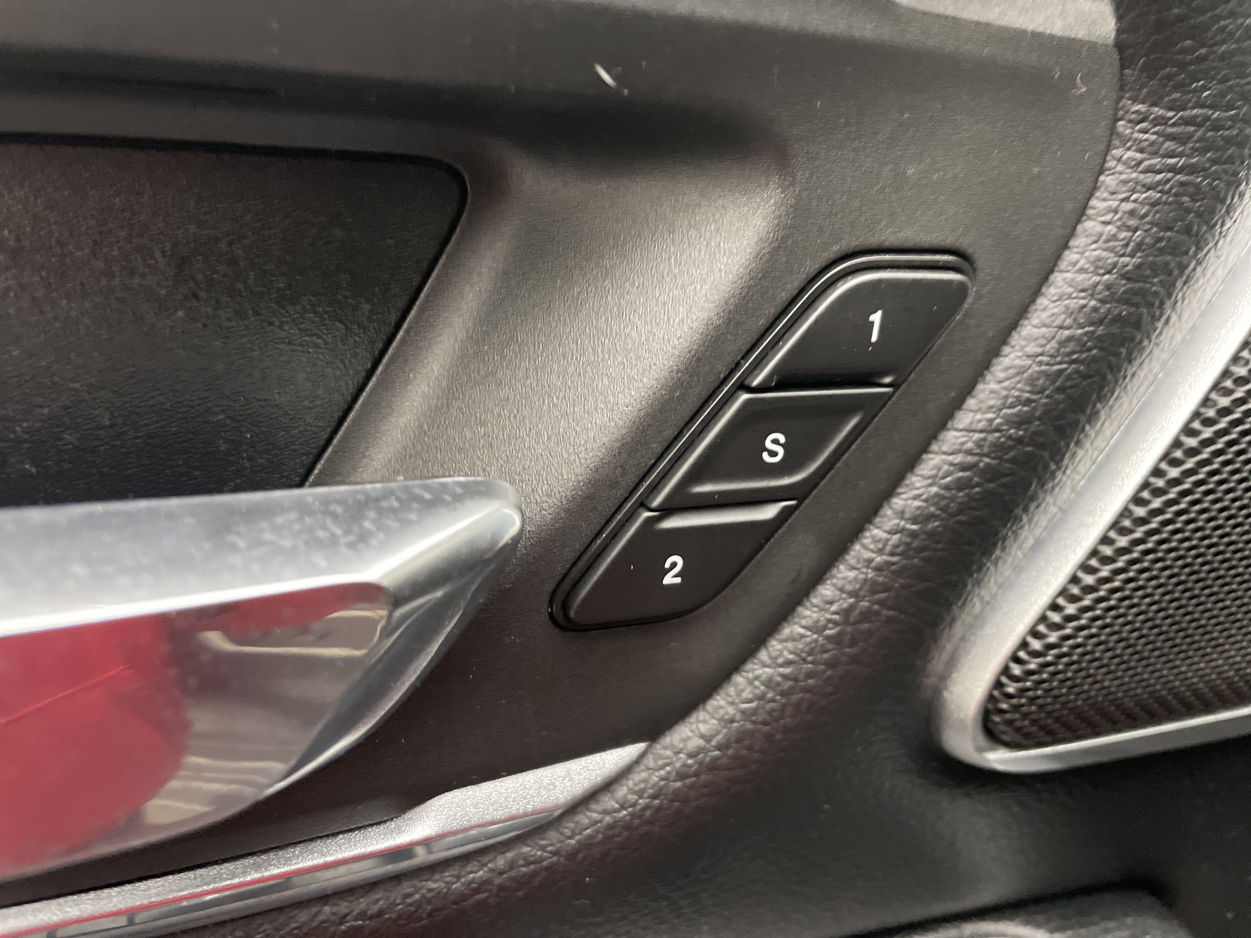 2019 RAM 1500 Laramie Crew Cab 4x4 5'7" Box