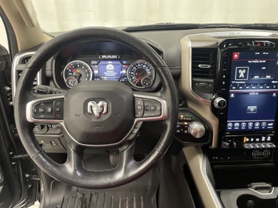 2019 RAM 1500 Laramie Crew Cab 4x4 5'7" Box