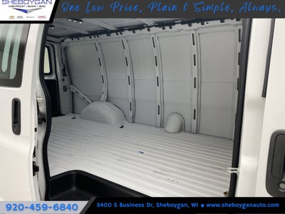 2025 Chevrolet Express Cargo WT