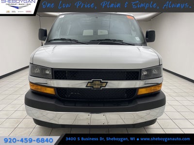 2025 Chevrolet Express Cargo WT