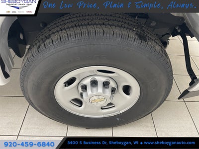 2025 Chevrolet Express Cargo WT