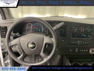 2025 Chevrolet Express Cargo WT