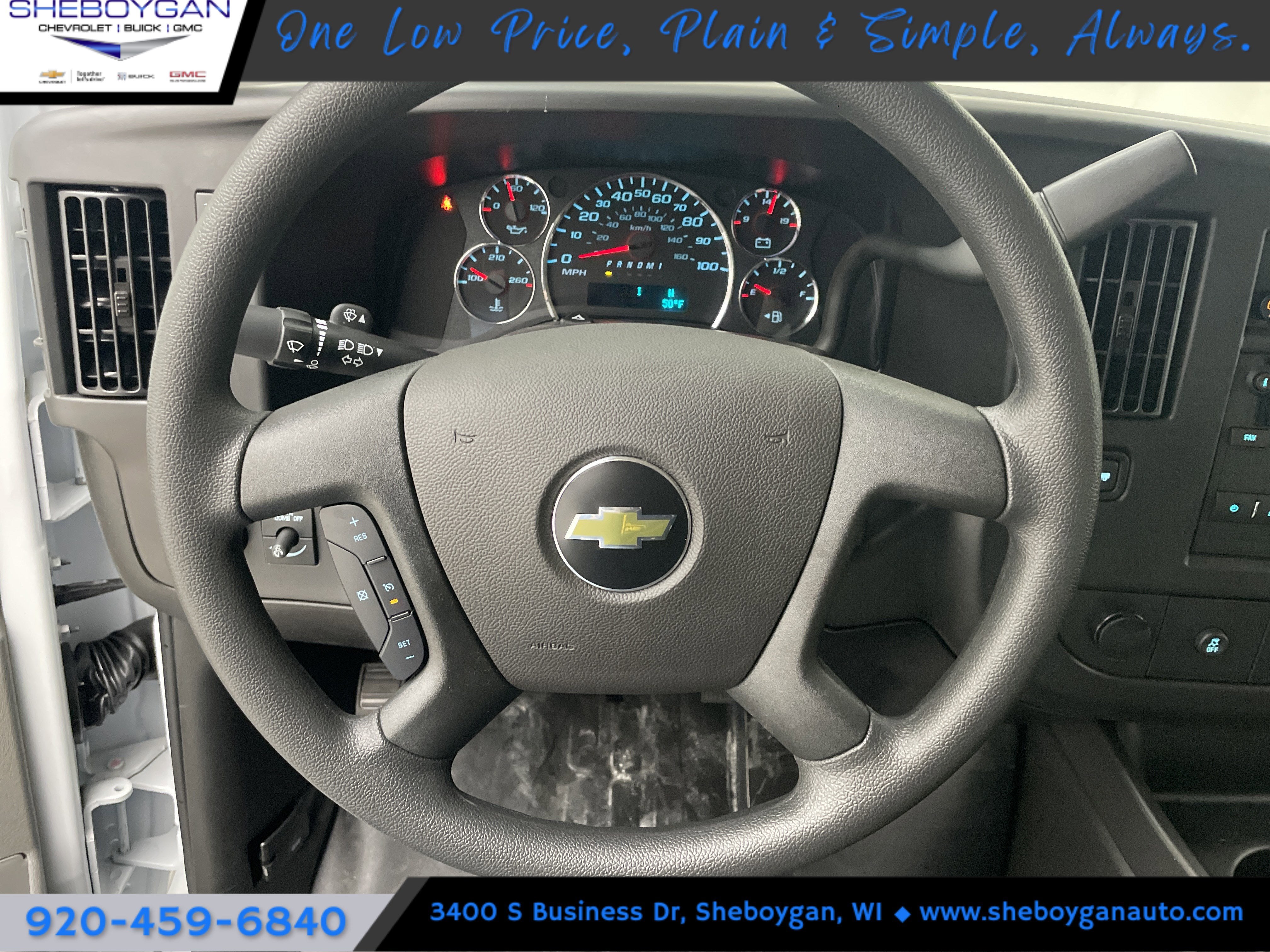 2025 Chevrolet Express Cargo WT