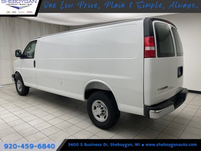 2025 Chevrolet Express Cargo WT