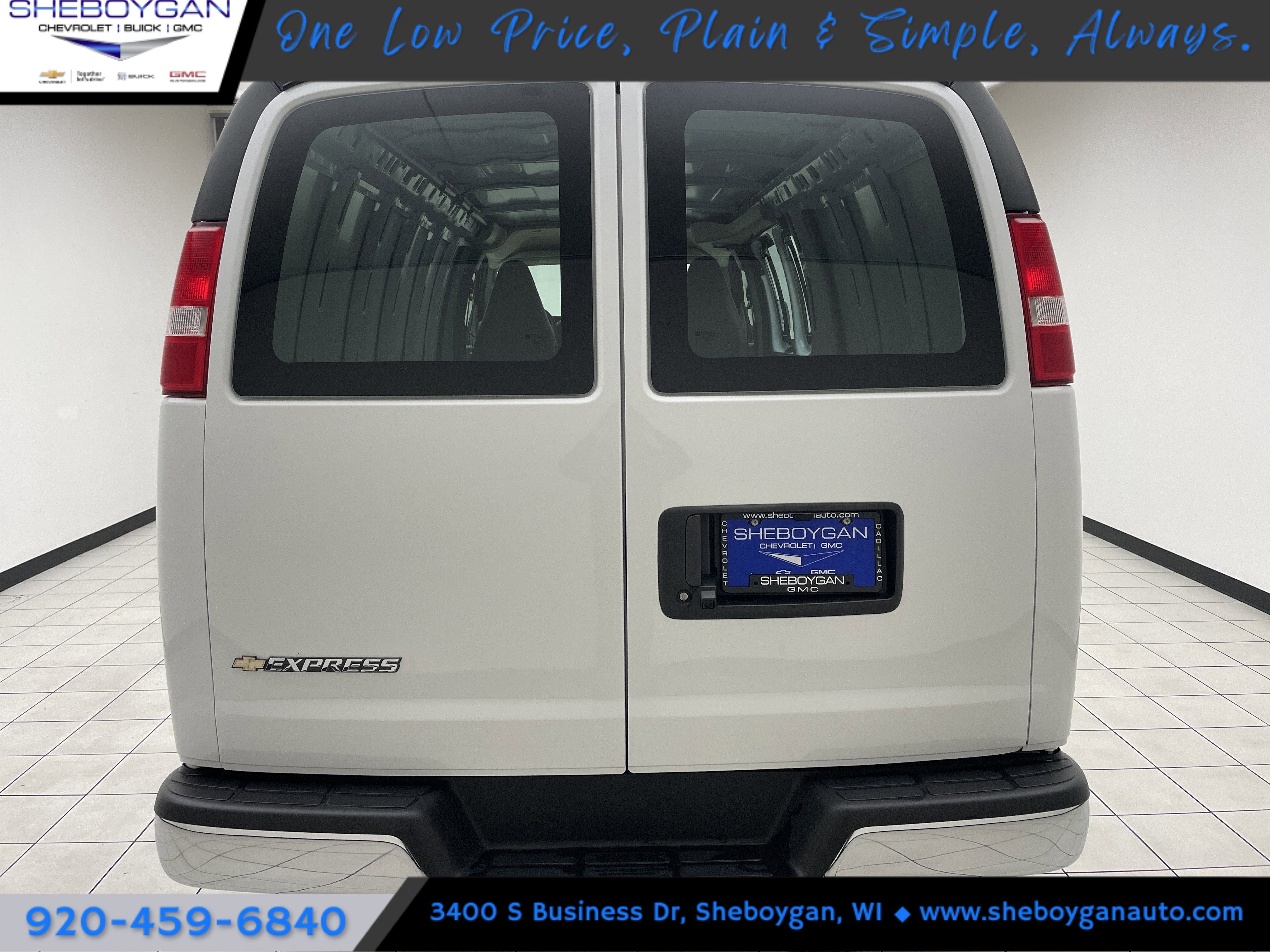 2025 Chevrolet Express Cargo WT