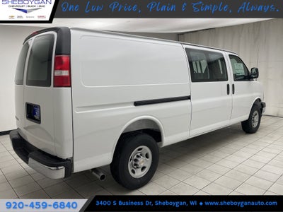 2025 Chevrolet Express Cargo WT