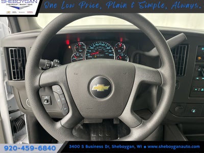 2025 Chevrolet Express Cargo WT