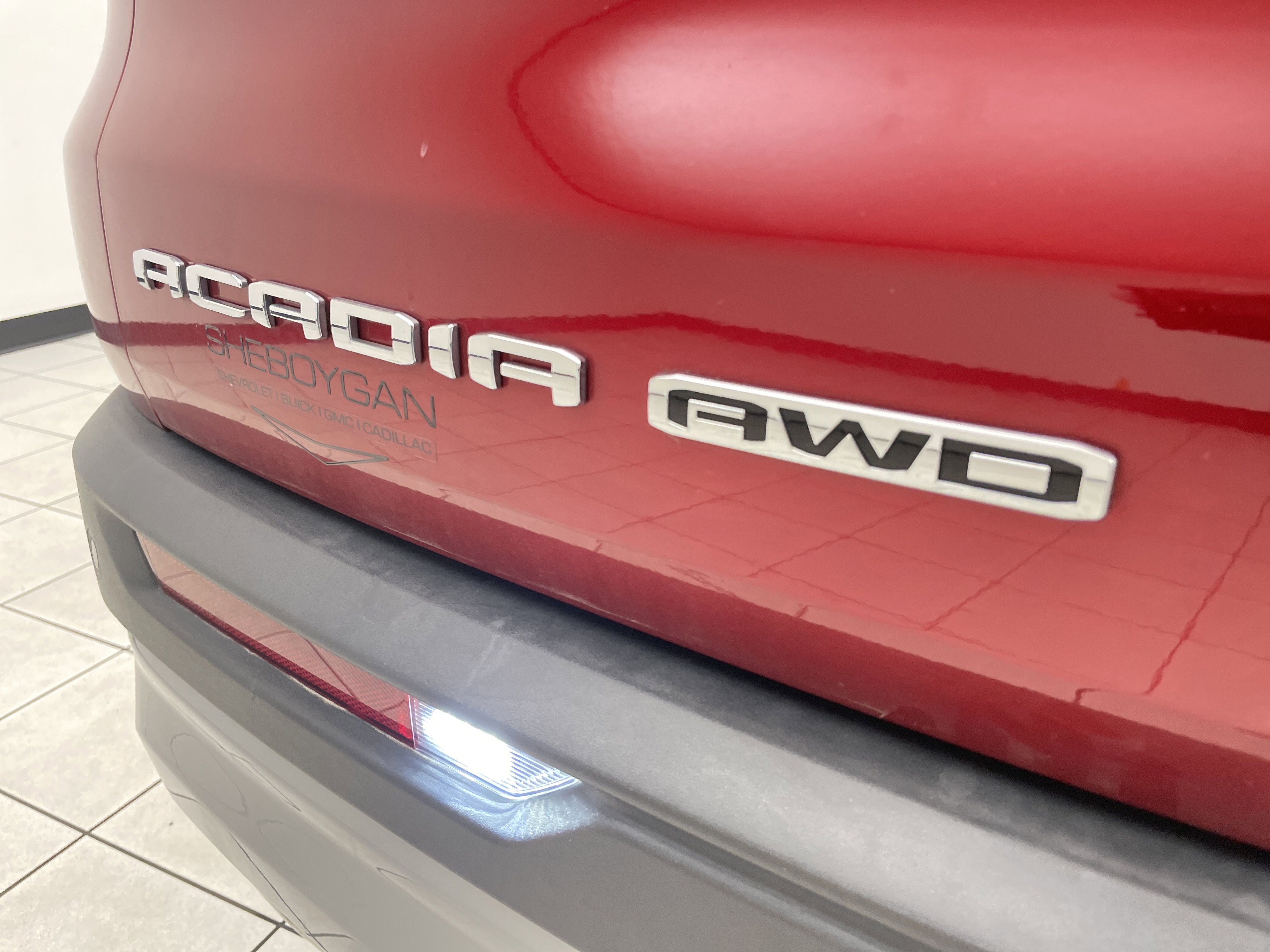 2024 GMC Acadia Elevation