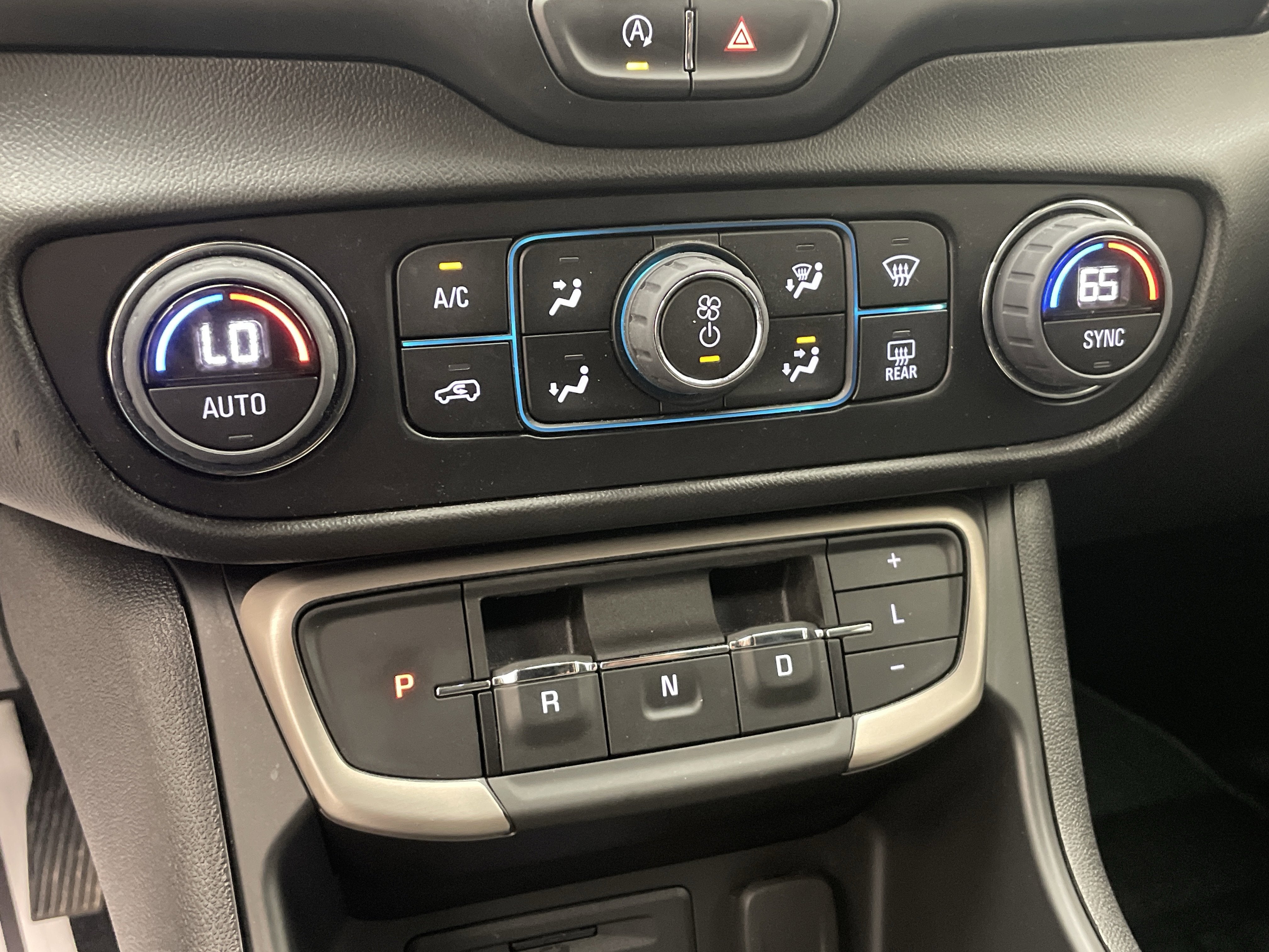2023 GMC Terrain Denali
