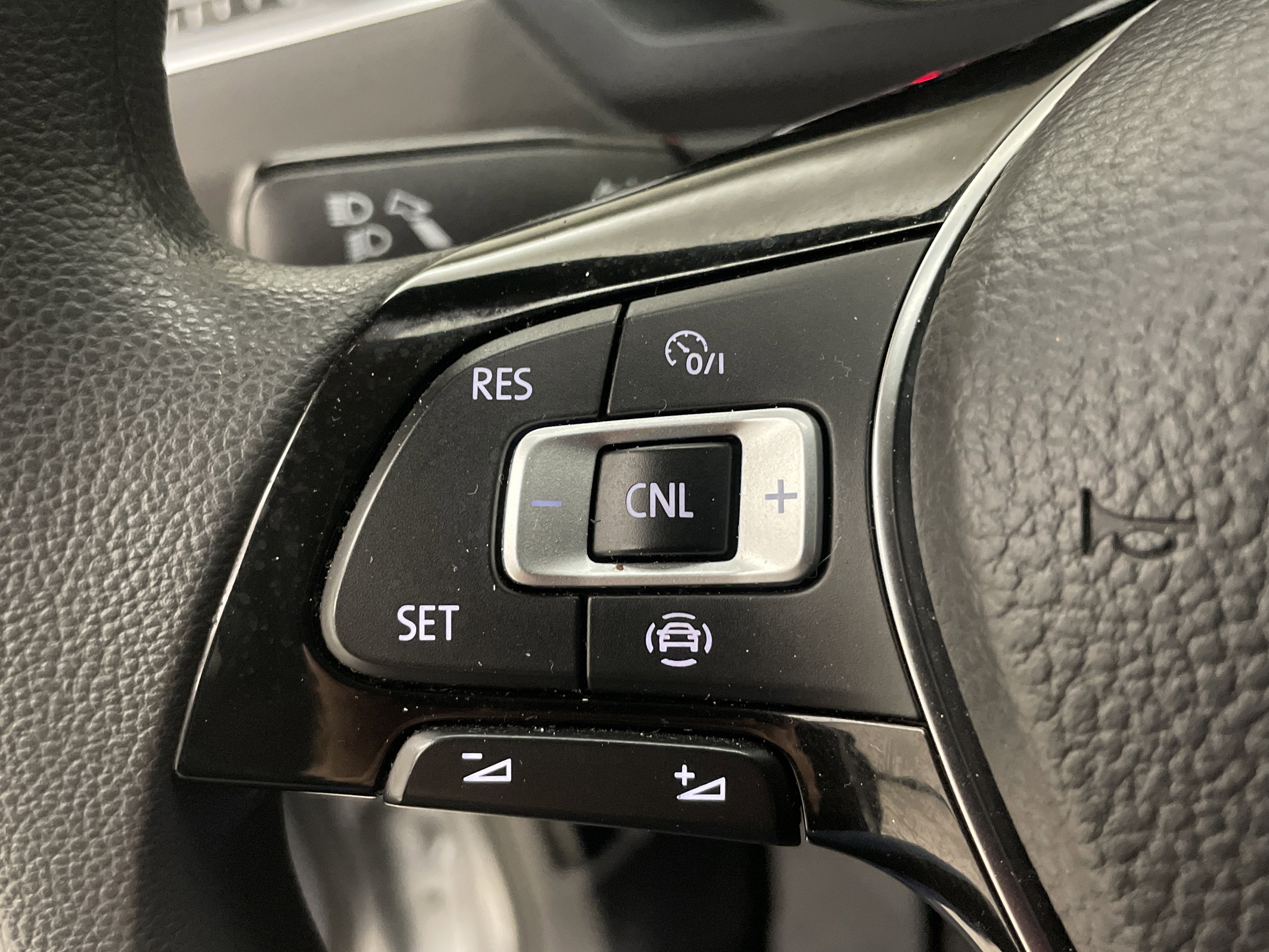 2020 Volkswagen Tiguan 2.0T S