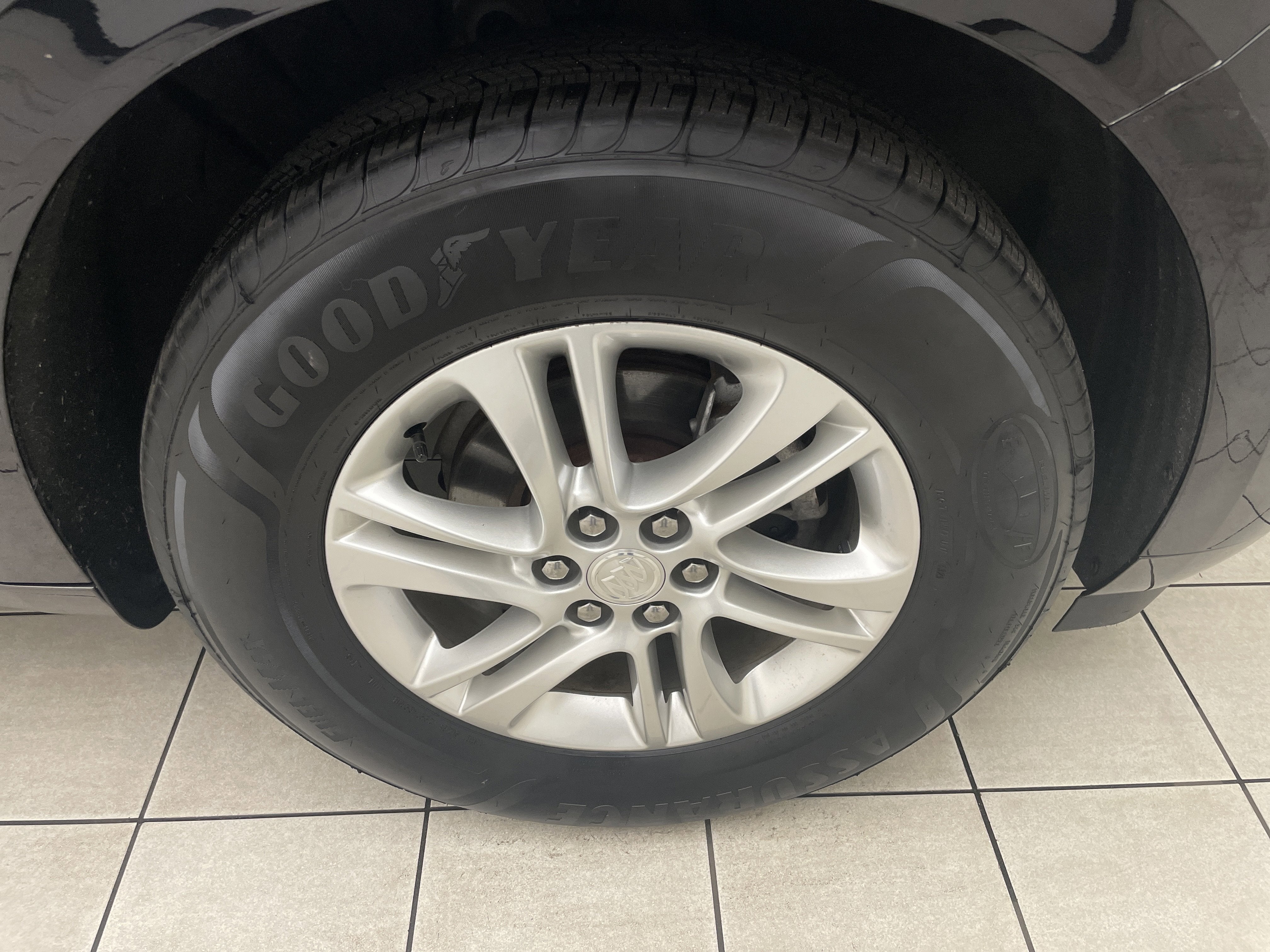 2021 Buick Enclave Essence