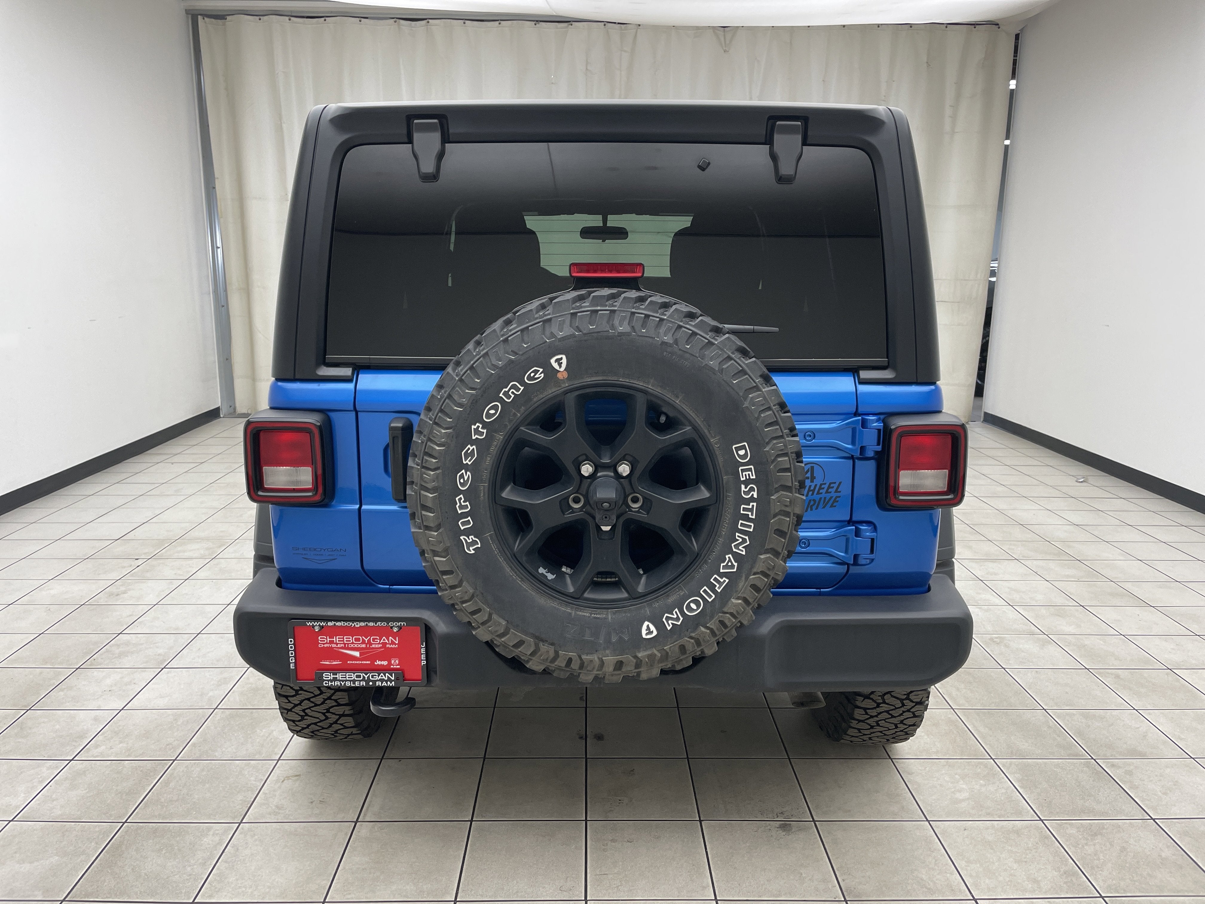 2023 Jeep Wrangler 4-Door Willys 4x4