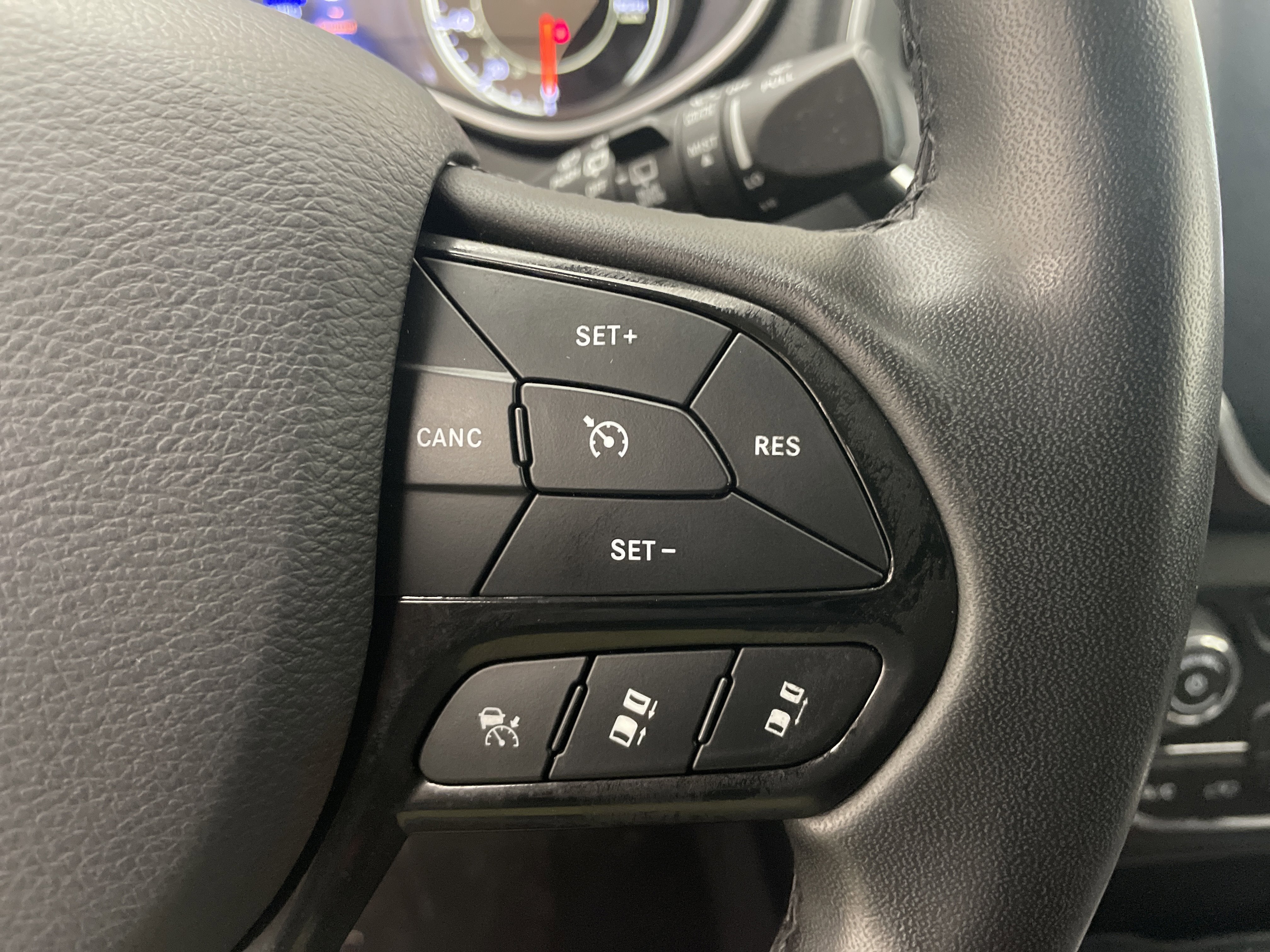 2023 Jeep Cherokee Altitude Lux 4x4