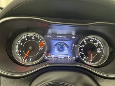 2023 Jeep Cherokee Altitude Lux 4x4