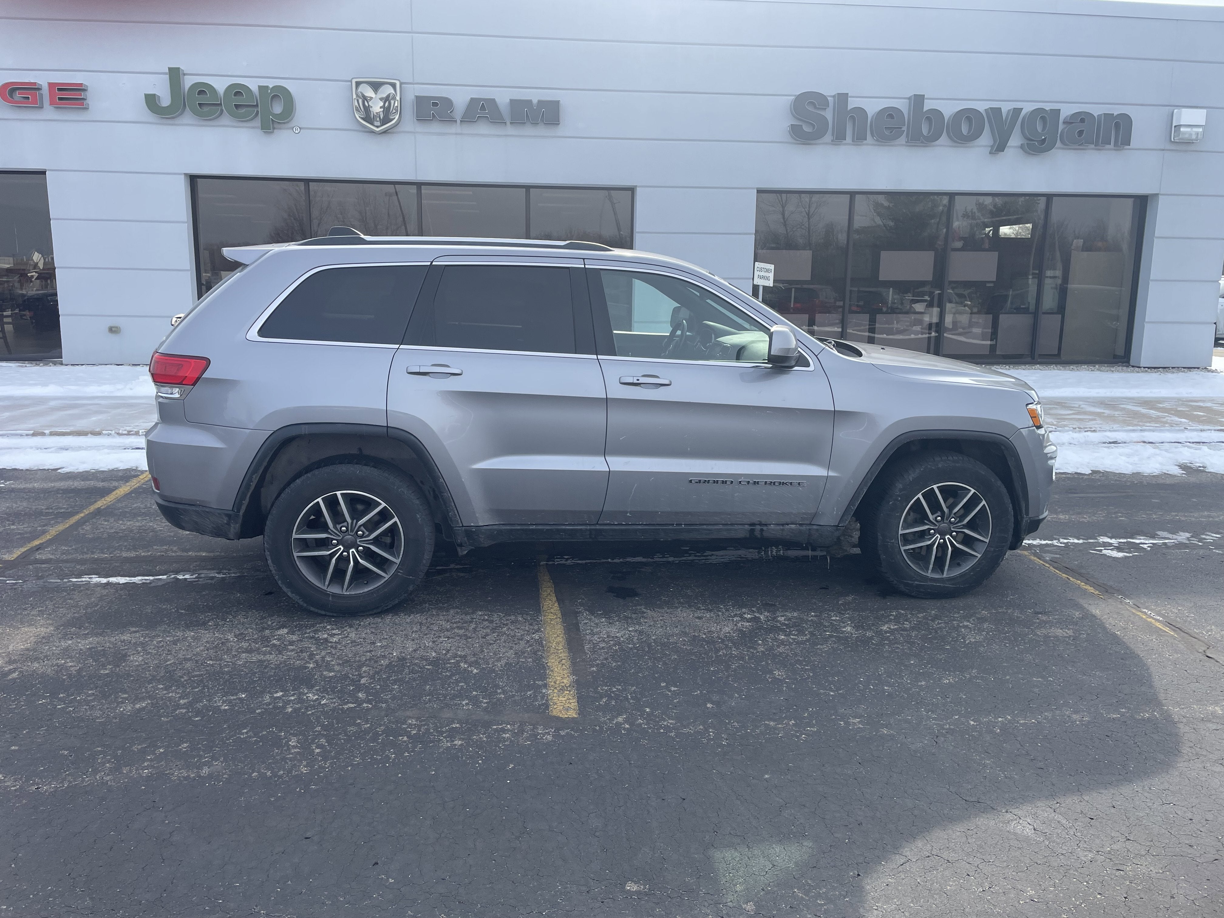 2019 Jeep Grand Cherokee Laredo E 4x4