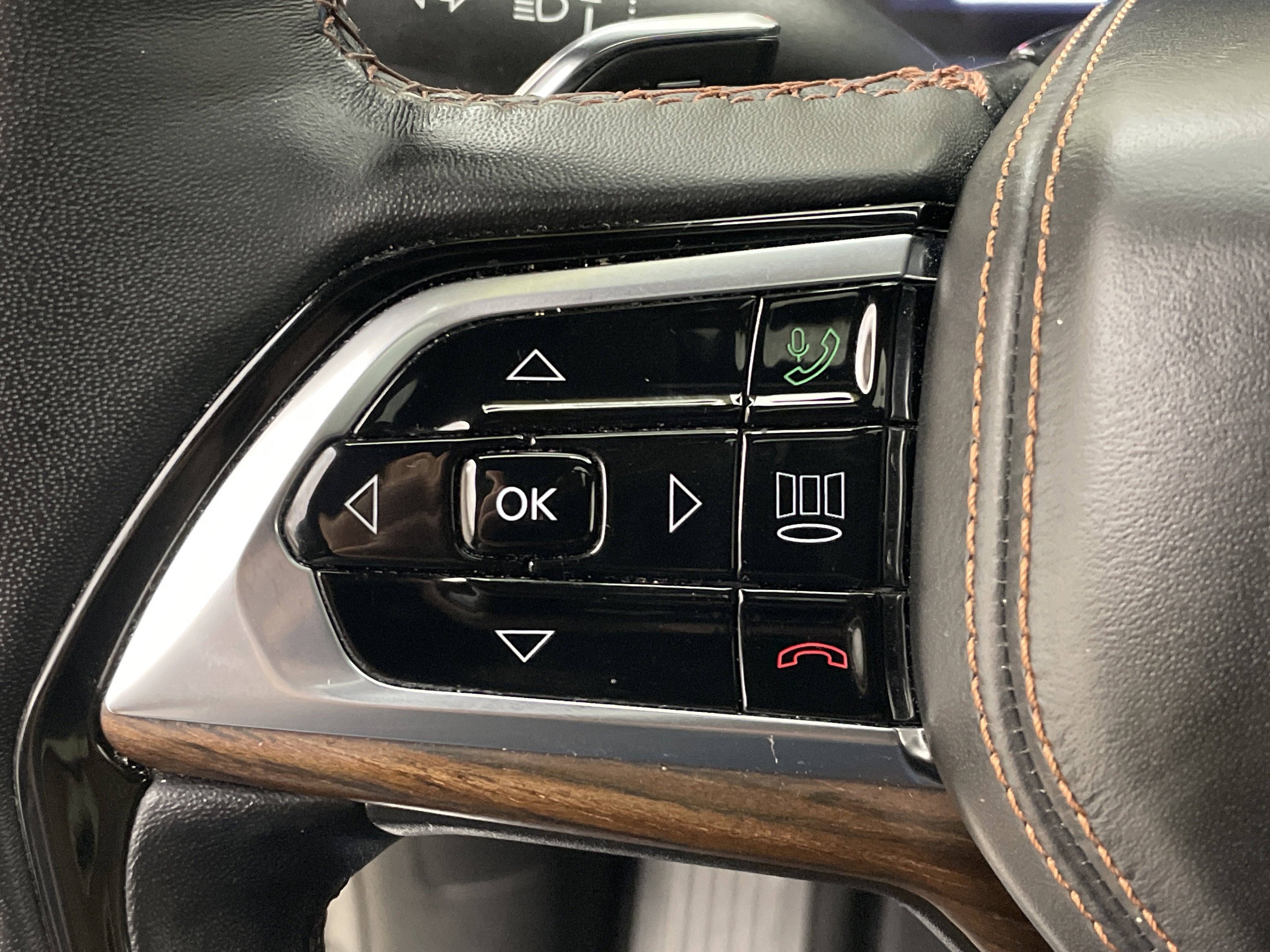 2023 Jeep Grand Cherokee Summit 4x4