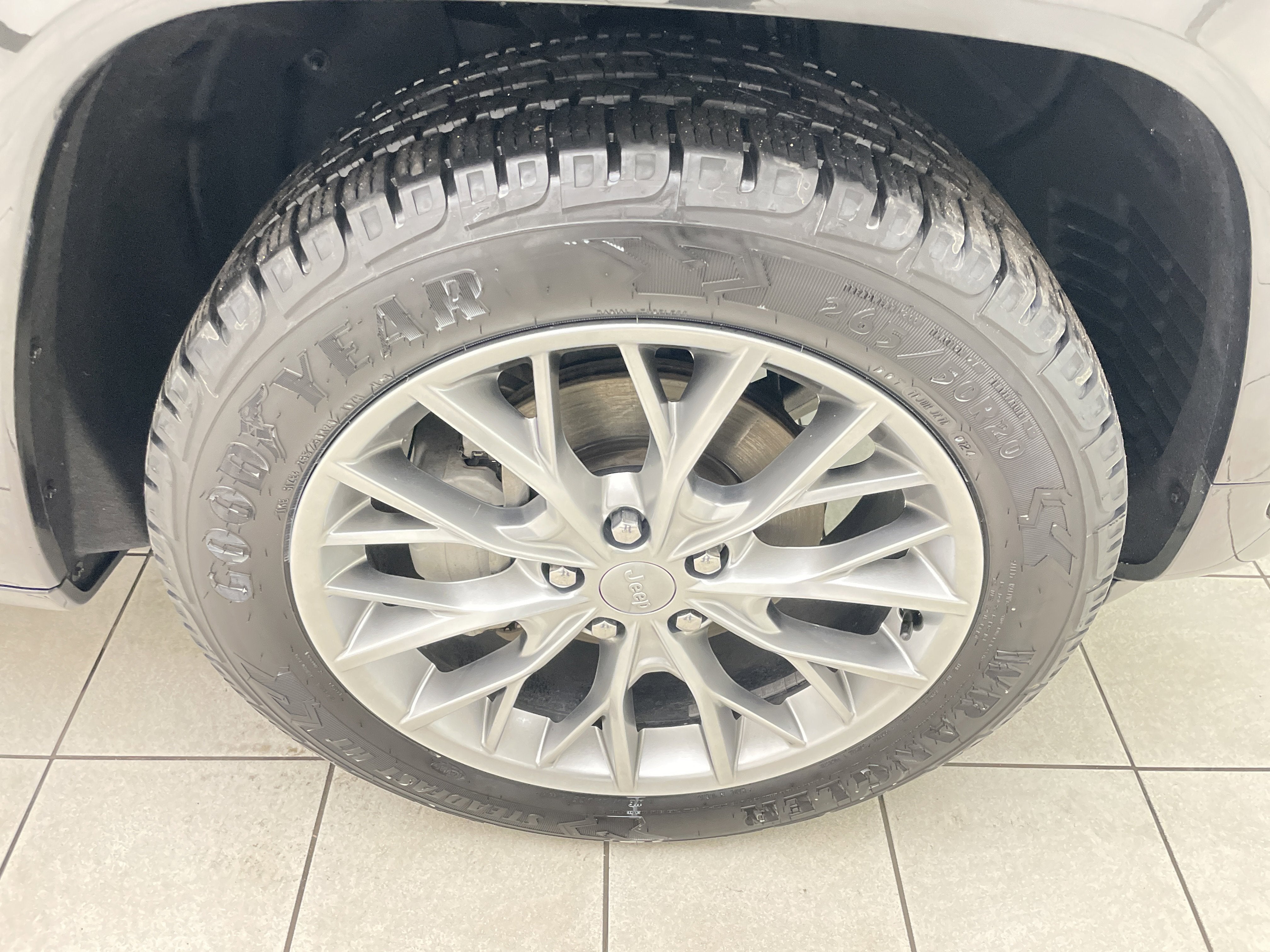 2023 Jeep Grand Cherokee Summit 4x4