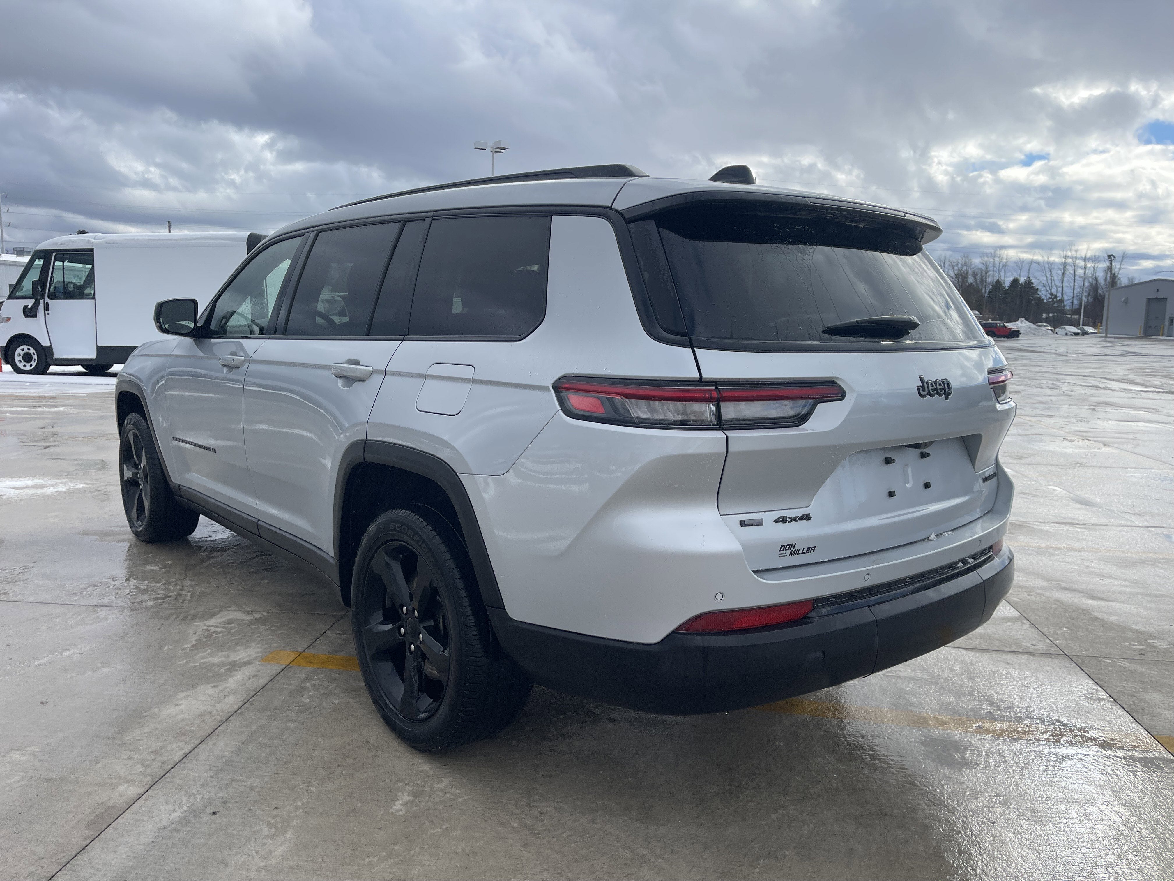 2023 Jeep Grand Cherokee L Limited 4x4