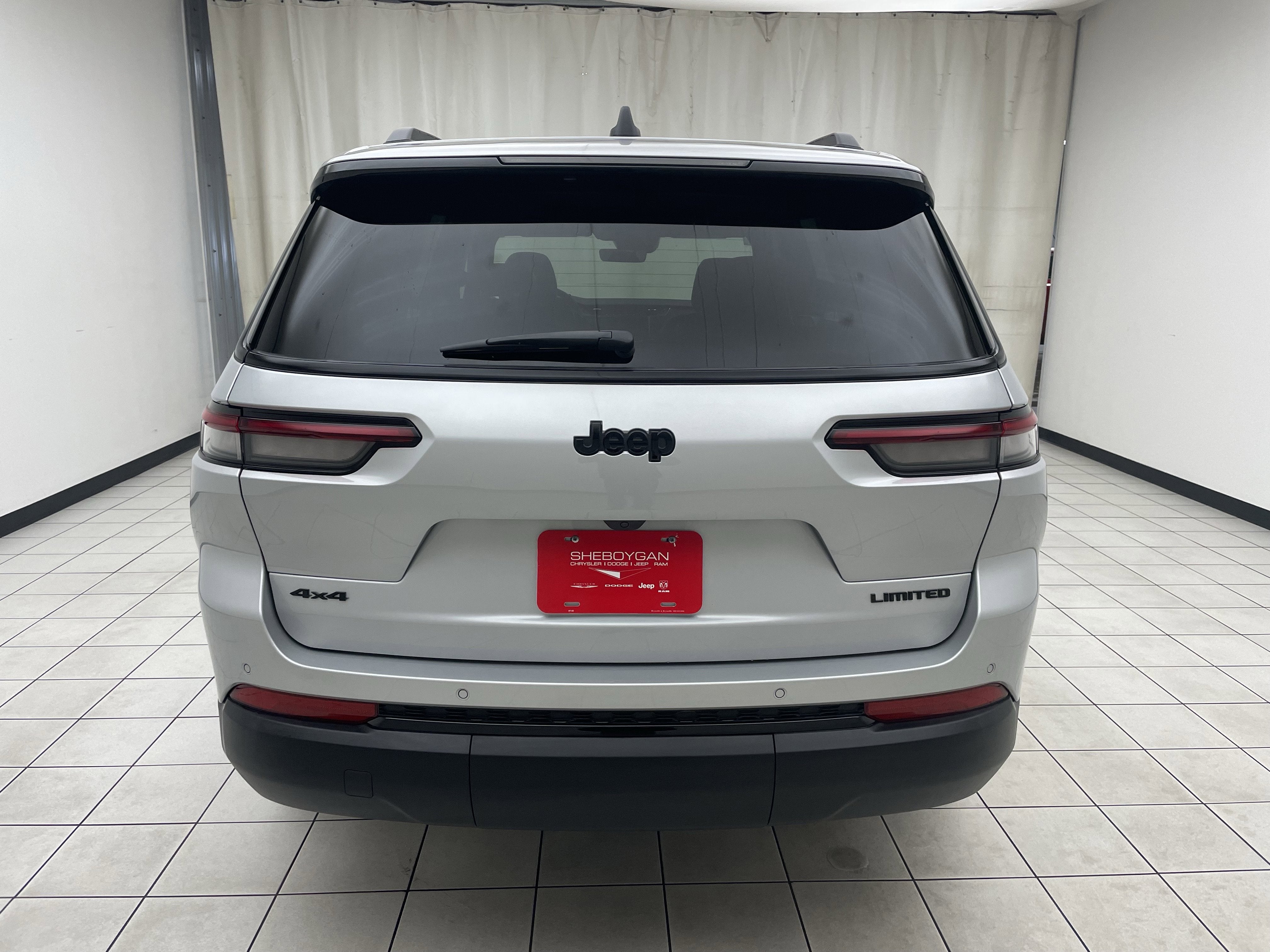 2025 Jeep Grand Cherokee L Limited 4x4