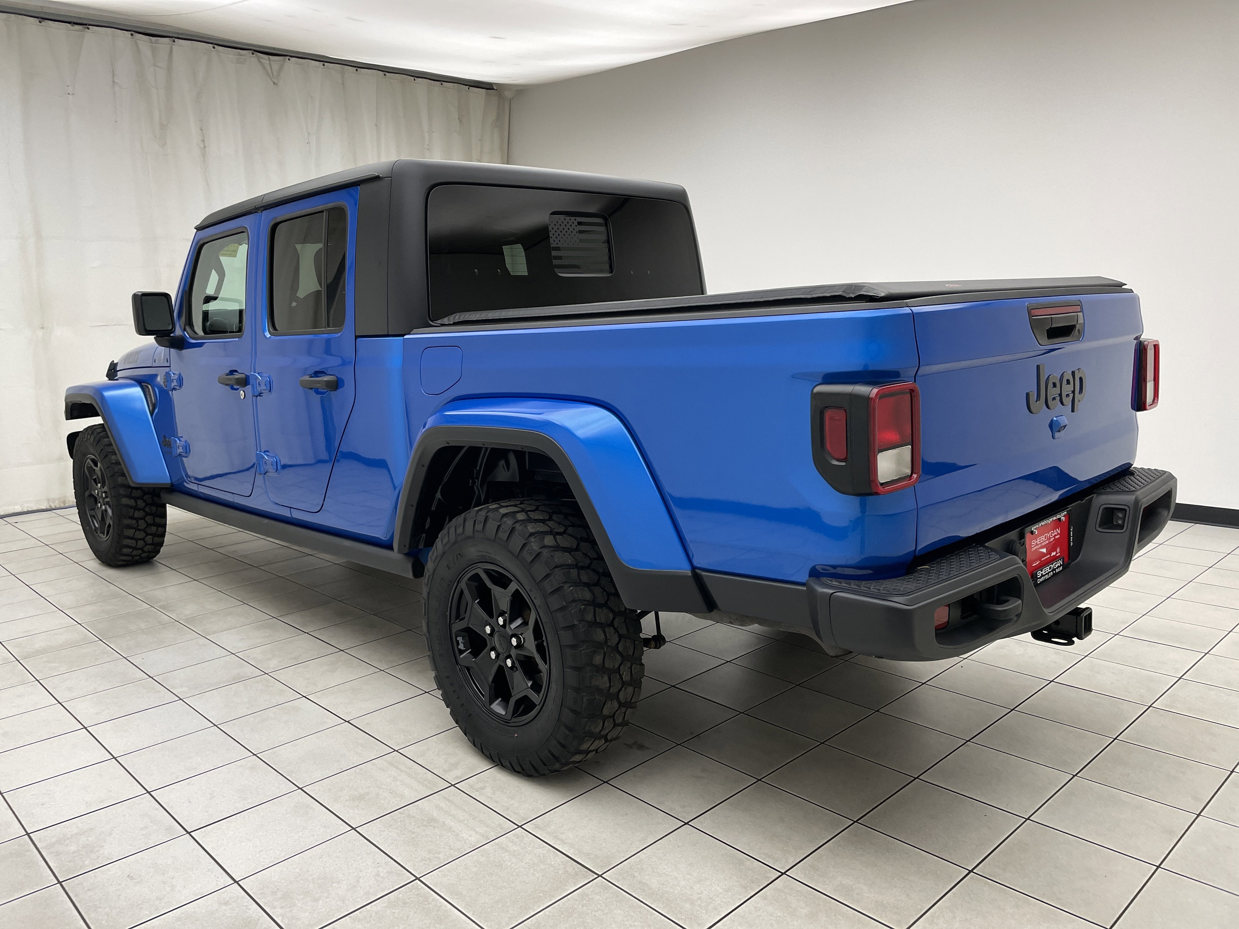 2021 Jeep Gladiator Willys 4x4