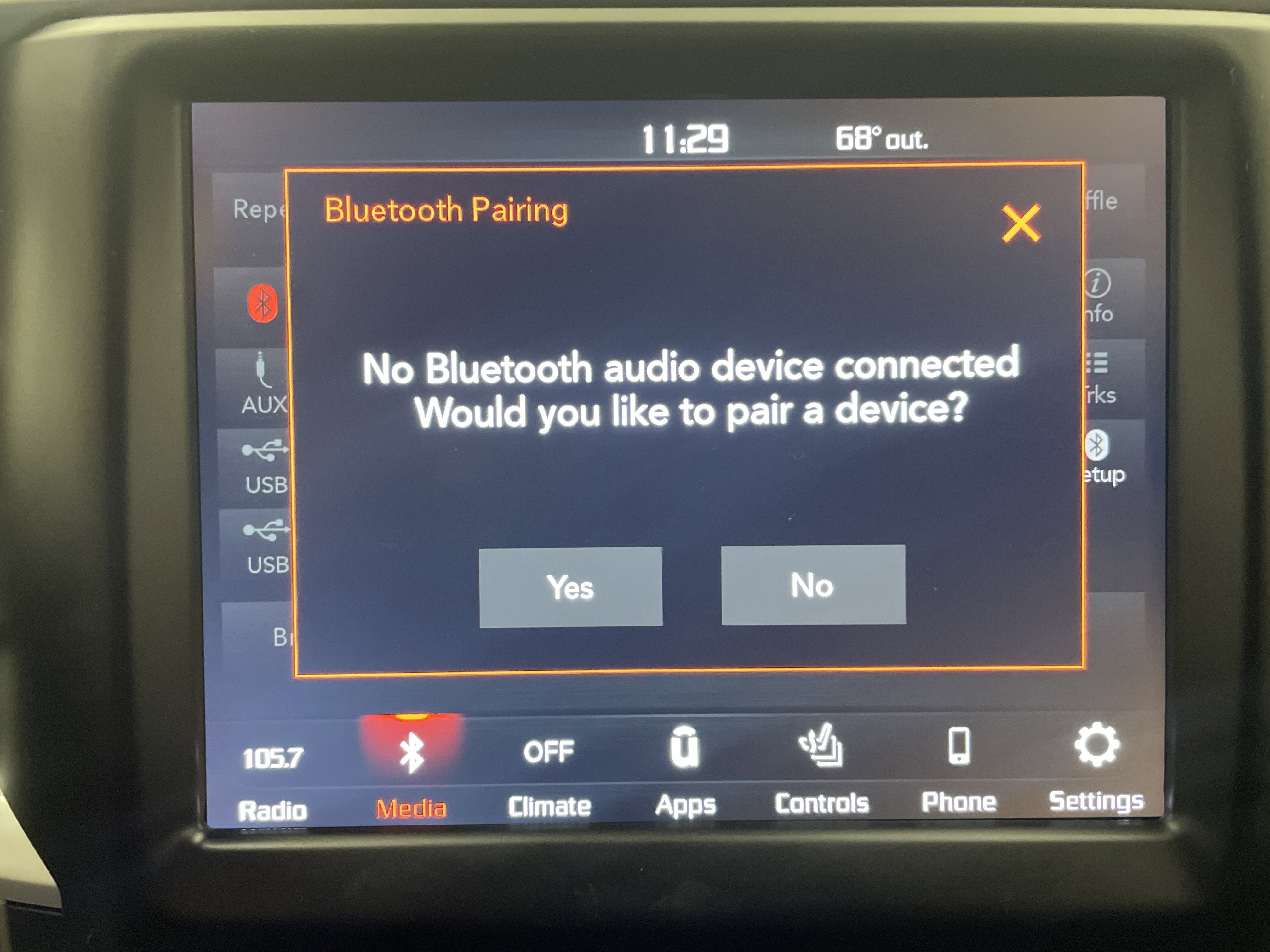 2018 RAM 1500 Big Horn Crew Cab 4x4 5'7' Box