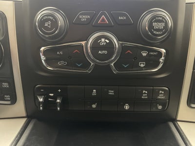 2018 RAM 1500 Big Horn Crew Cab 4x4 5'7' Box