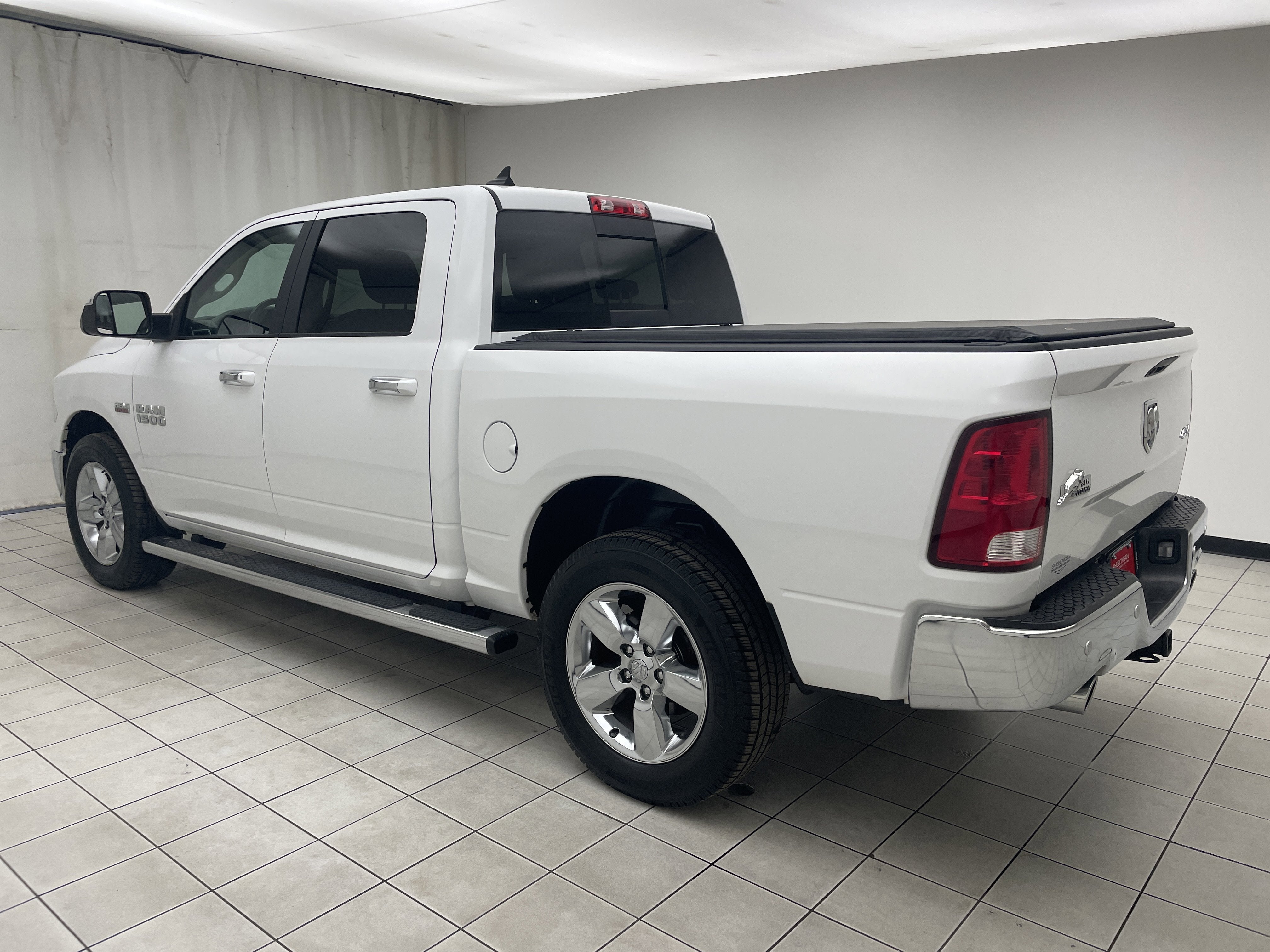 2018 RAM 1500 Big Horn Crew Cab 4x4 5'7' Box