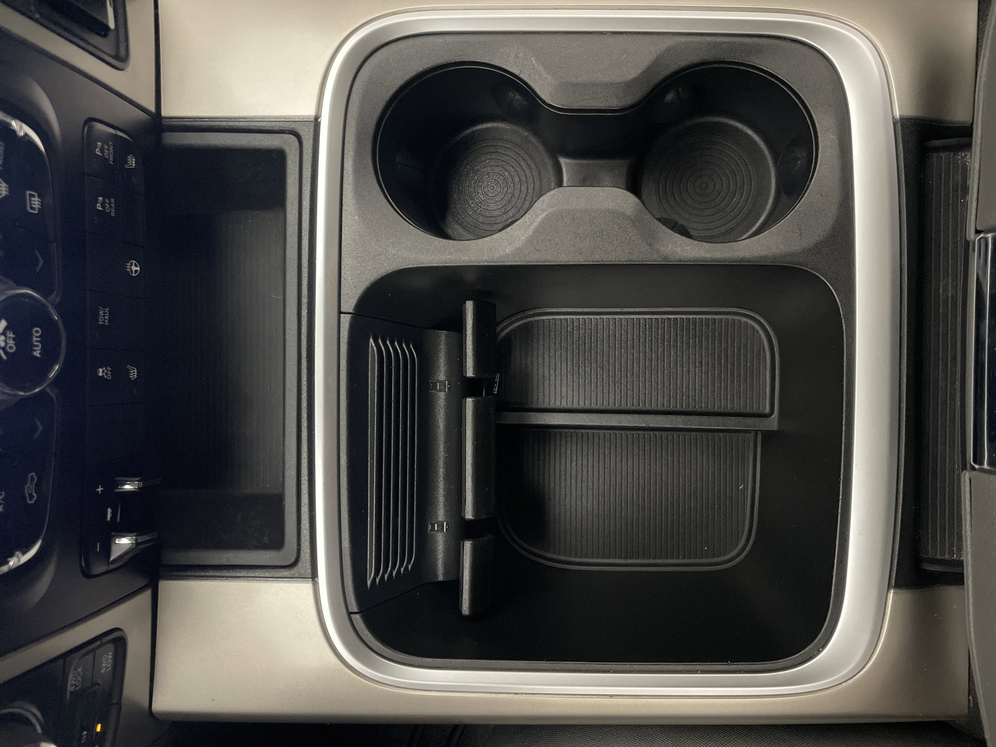 2018 RAM 1500 Big Horn Crew Cab 4x4 5'7' Box