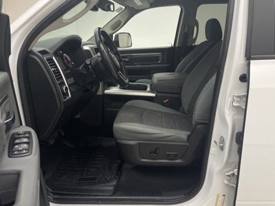 2018 RAM 1500 Big Horn Crew Cab 4x4 5'7' Box