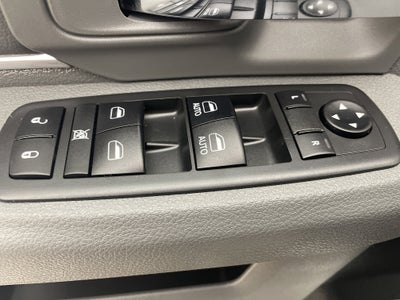 2018 RAM 1500 Big Horn Crew Cab 4x4 5'7' Box