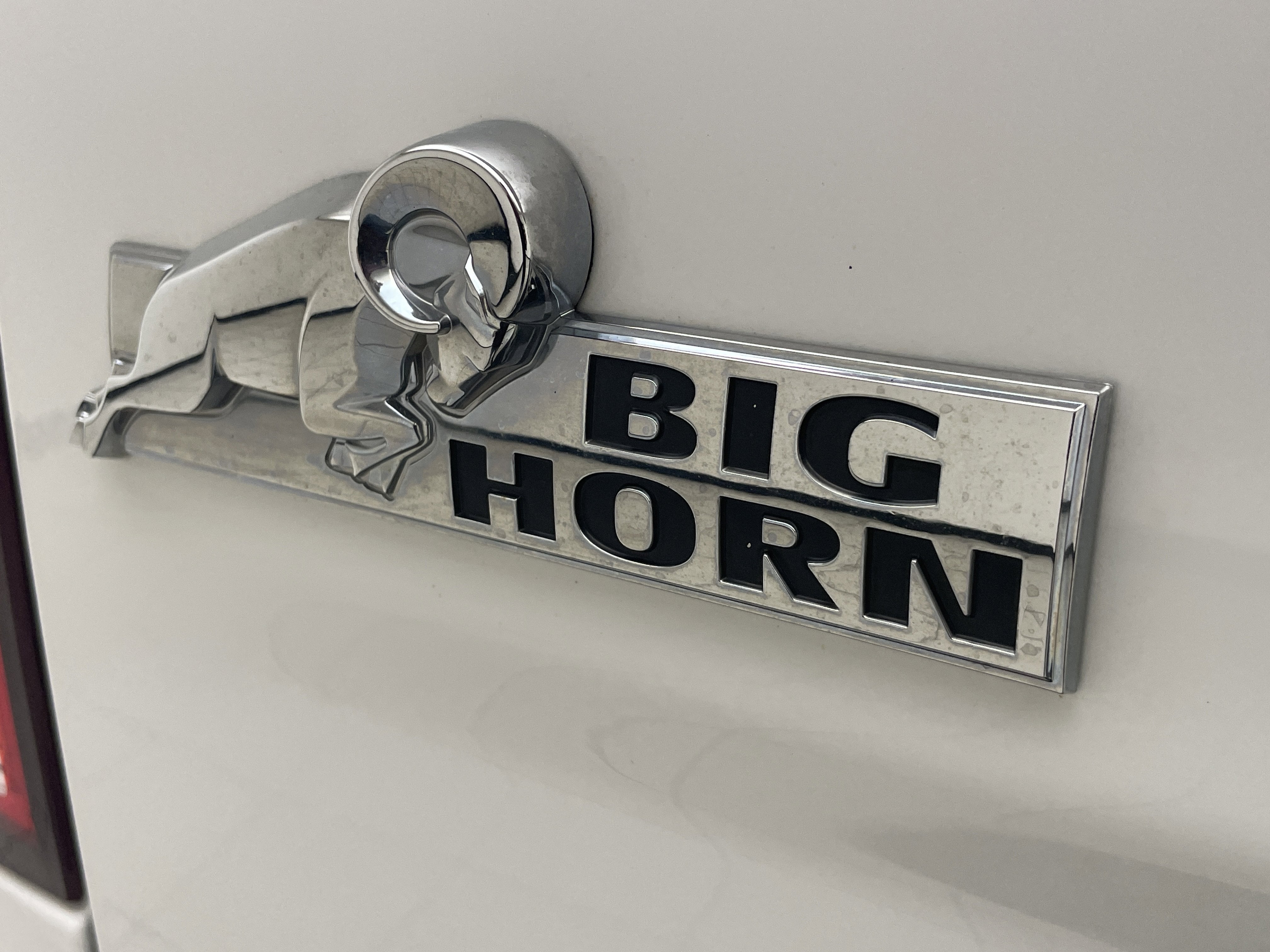 2018 RAM 1500 Big Horn Crew Cab 4x4 5'7' Box