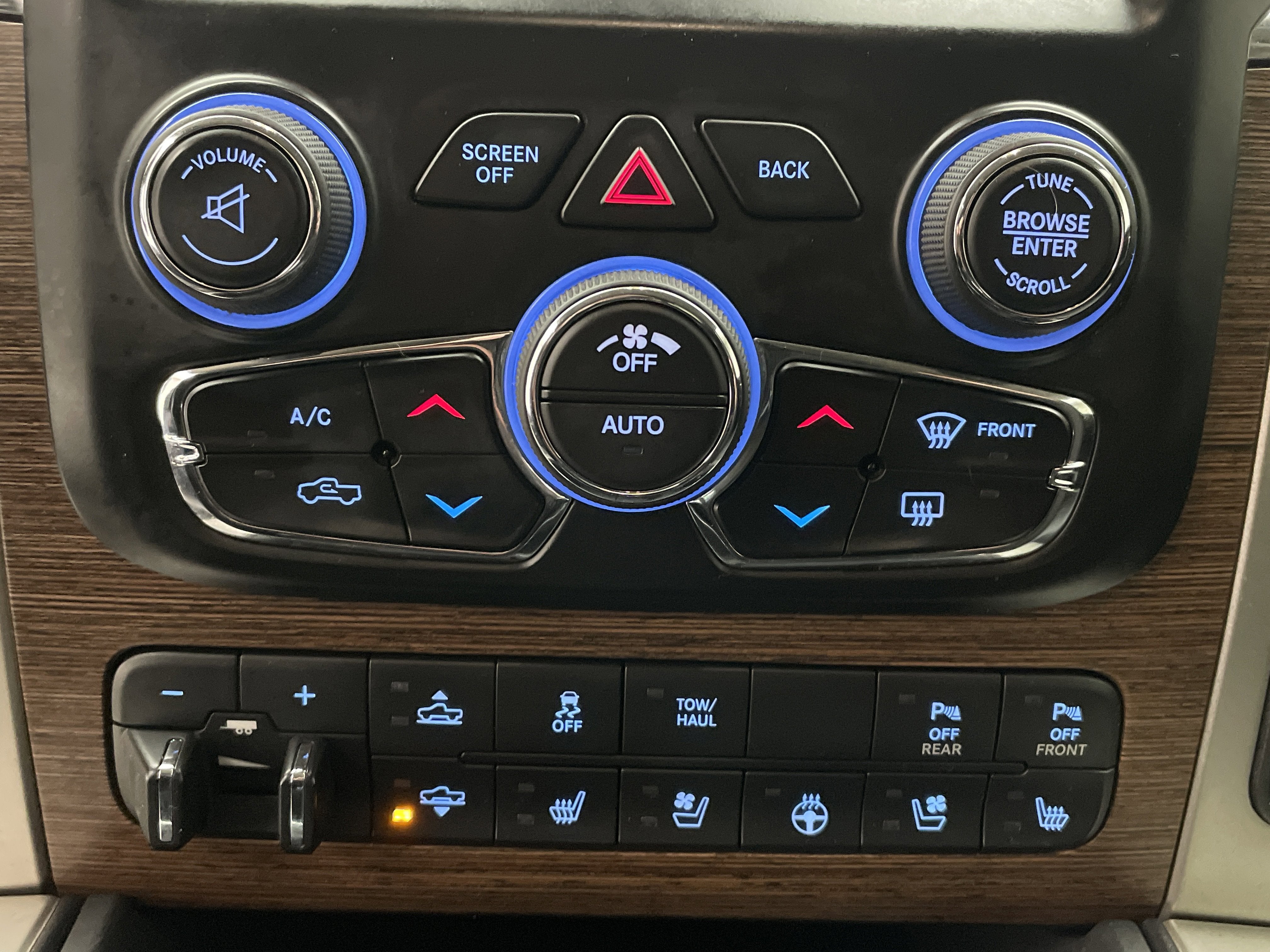 2016 RAM 1500 Laramie