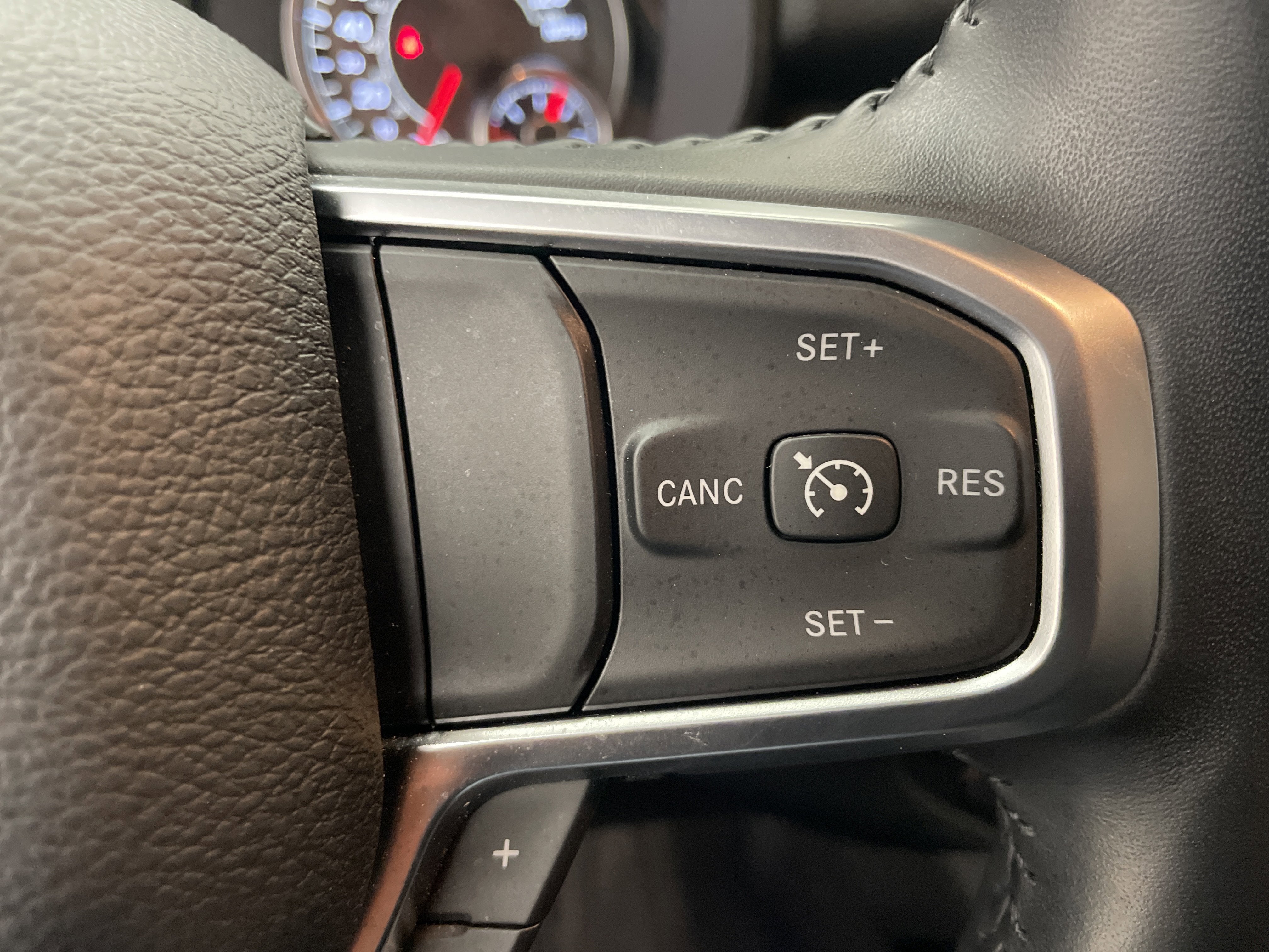 2024 RAM 1500 Big Horn Crew Cab 4x4 5'7' Box