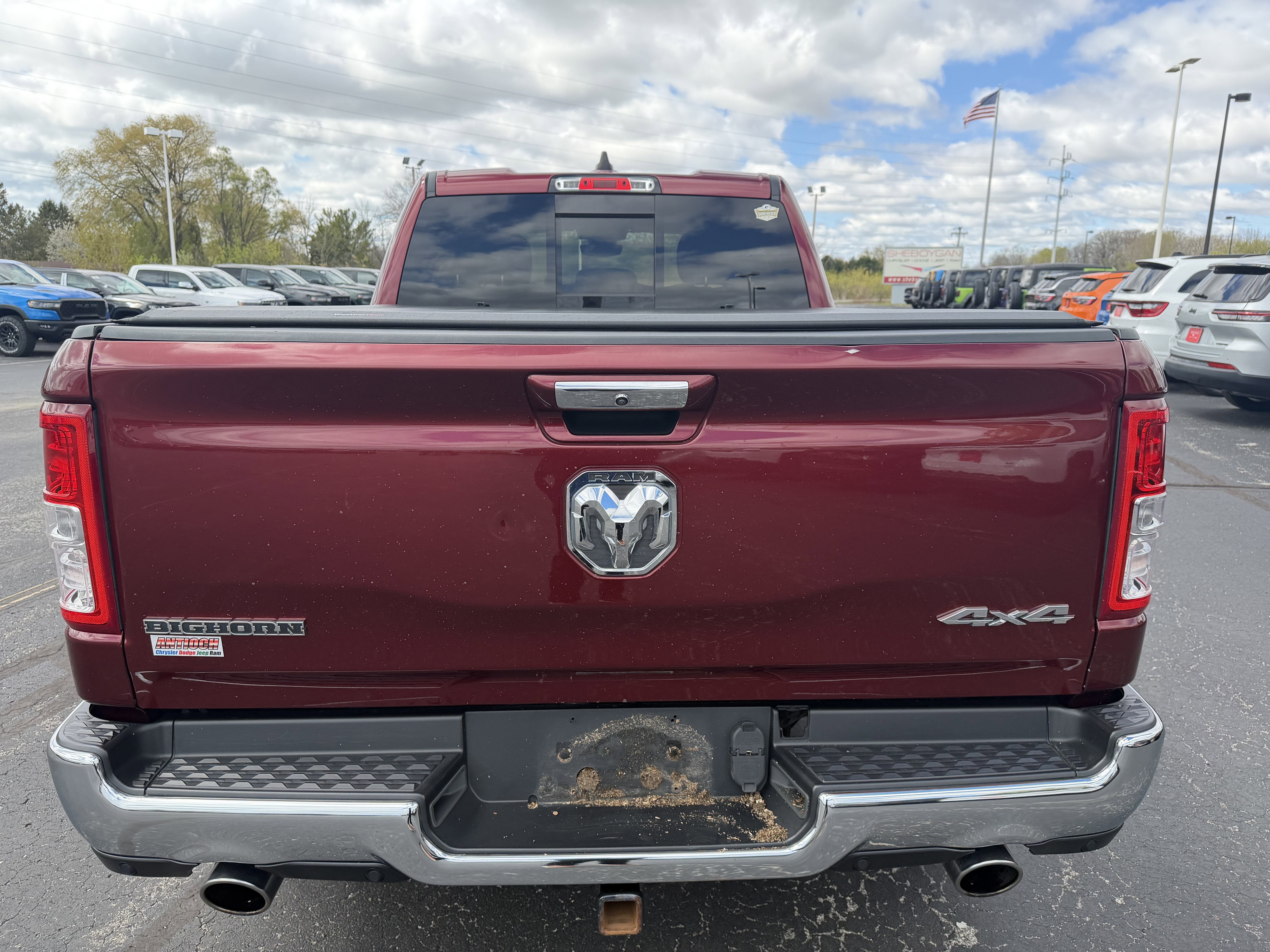2020 RAM 1500 Big Horn Quad Cab 4x4 6'4' Box