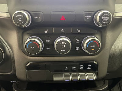 2020 RAM 1500 Big Horn Quad Cab 4x4 6'4' Box