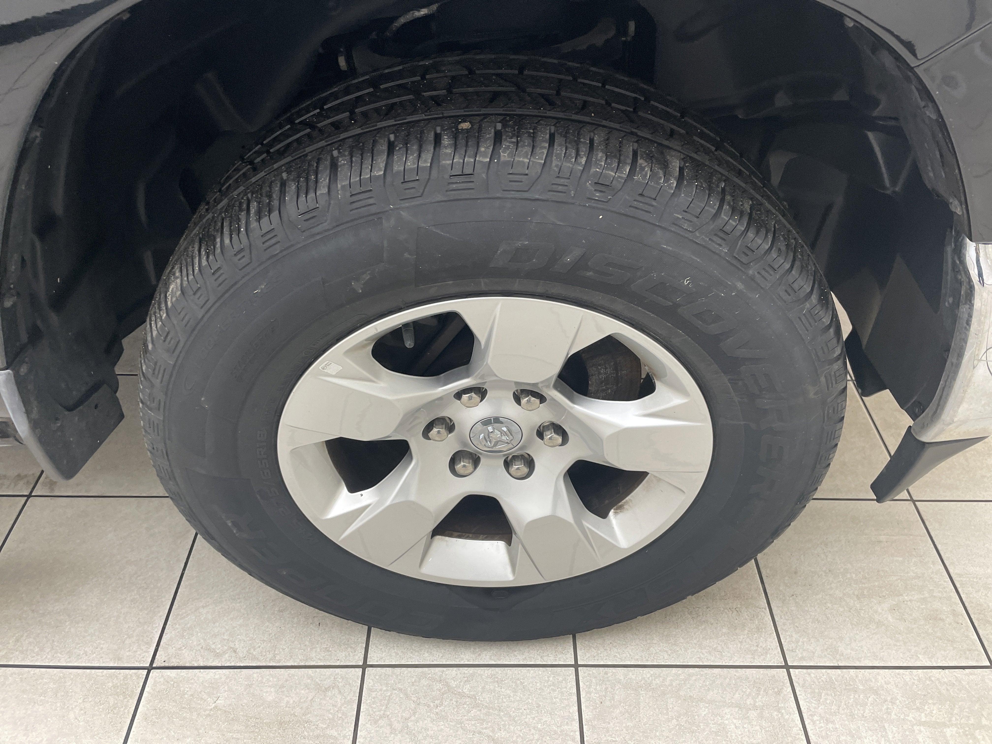 2020 RAM 1500 Big Horn Quad Cab 4x4 6'4' Box