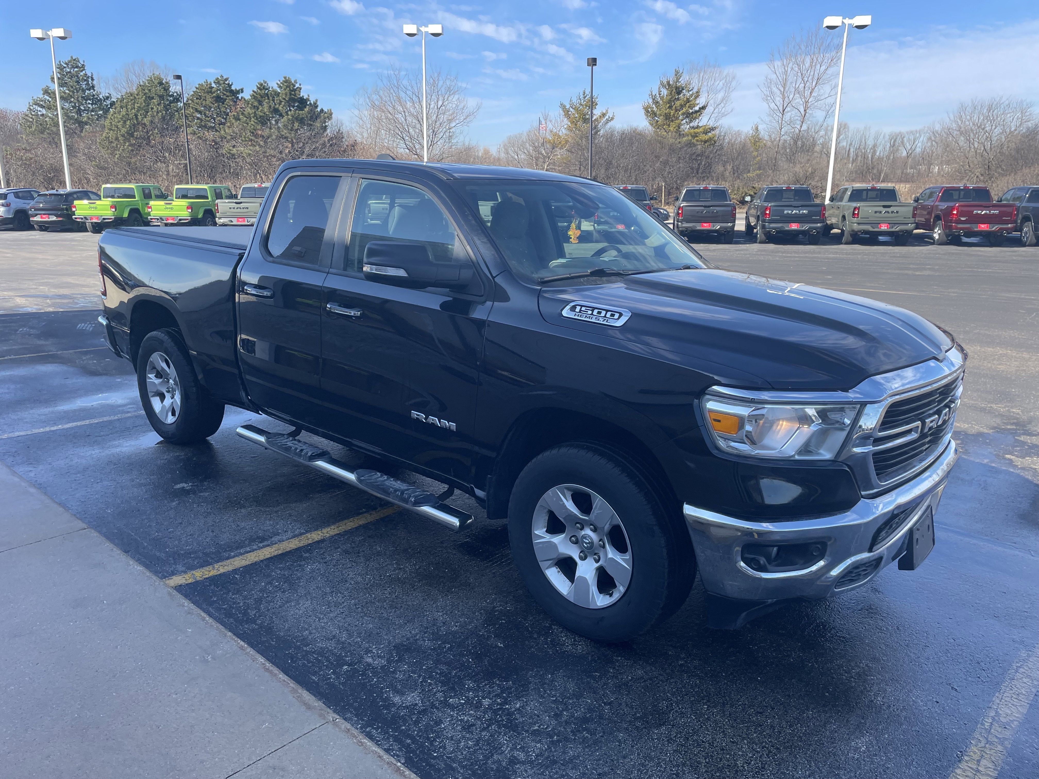 2020 RAM 1500 Big Horn Quad Cab 4x4 6'4' Box