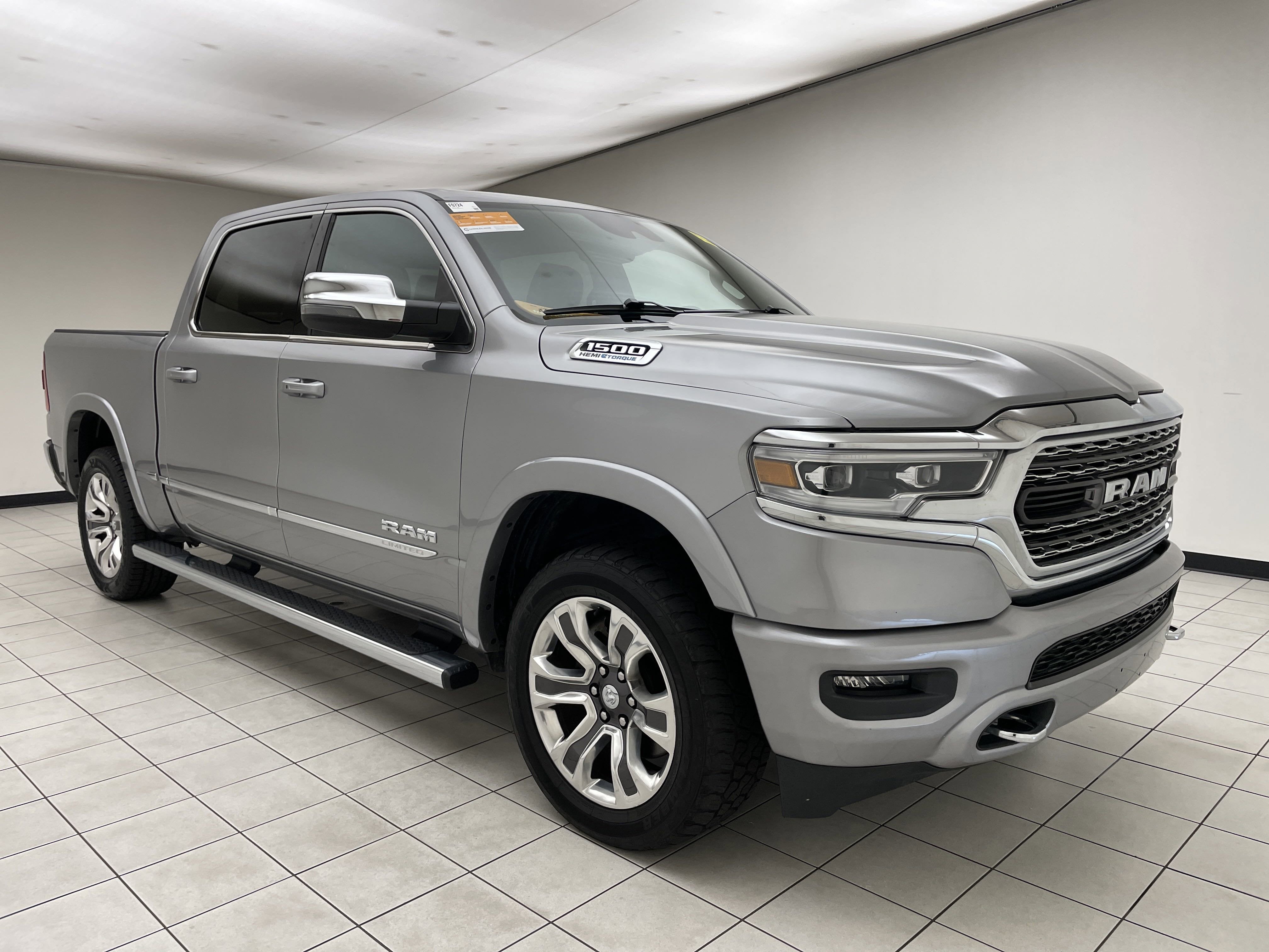 2024 RAM 1500 Limited Crew Cab 4x4 5'7' Box
