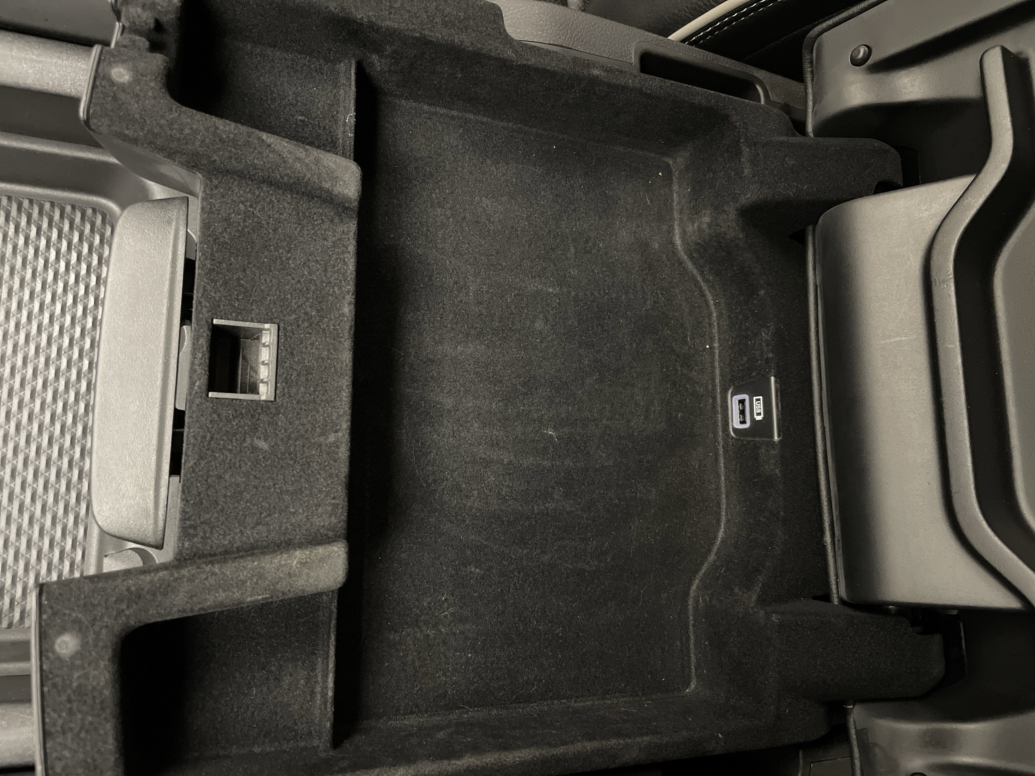 2021 RAM 1500 Laramie Crew Cab 4x4 6'4' Box