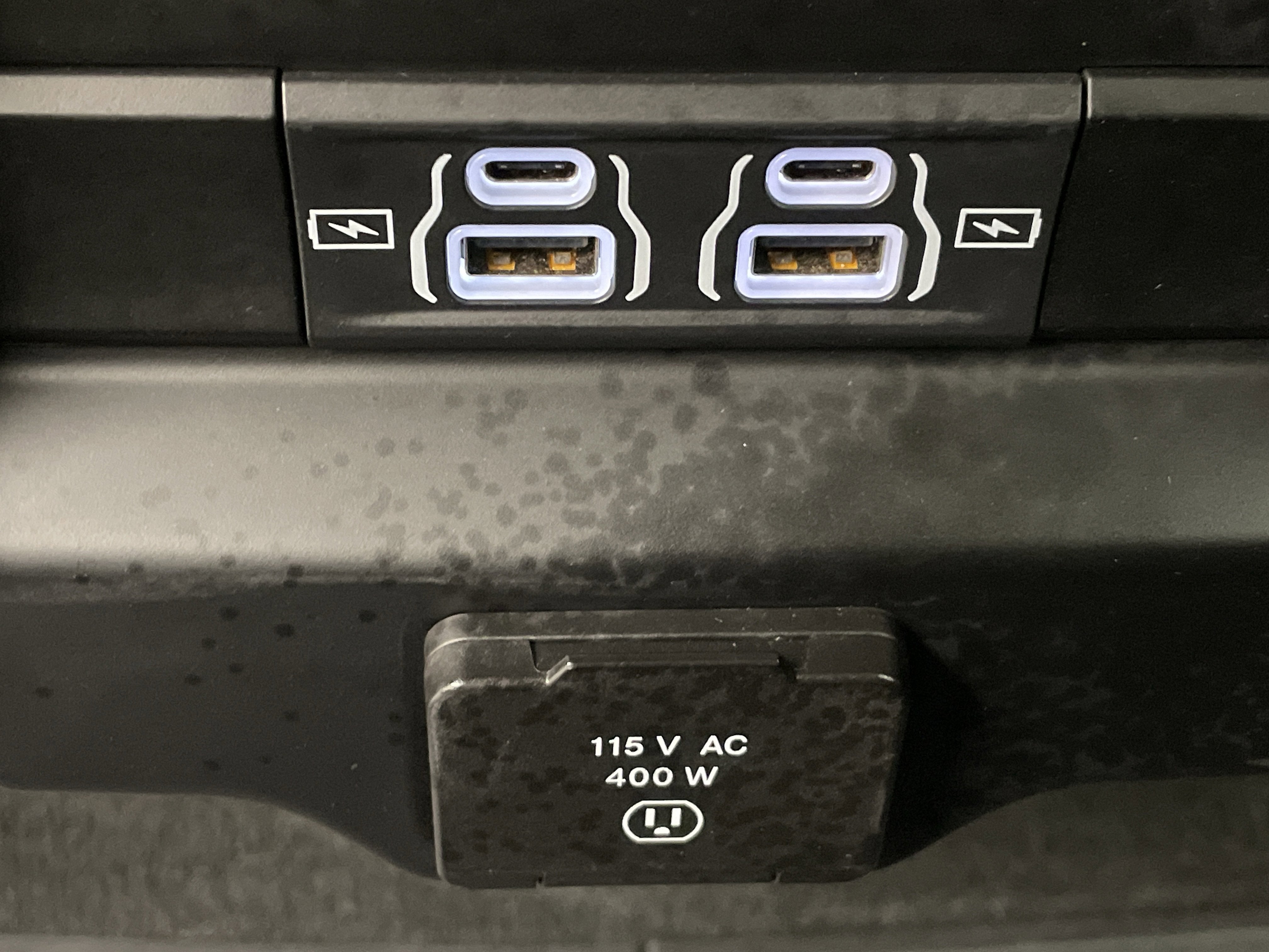 2021 RAM 1500 Laramie Crew Cab 4x4 6'4' Box