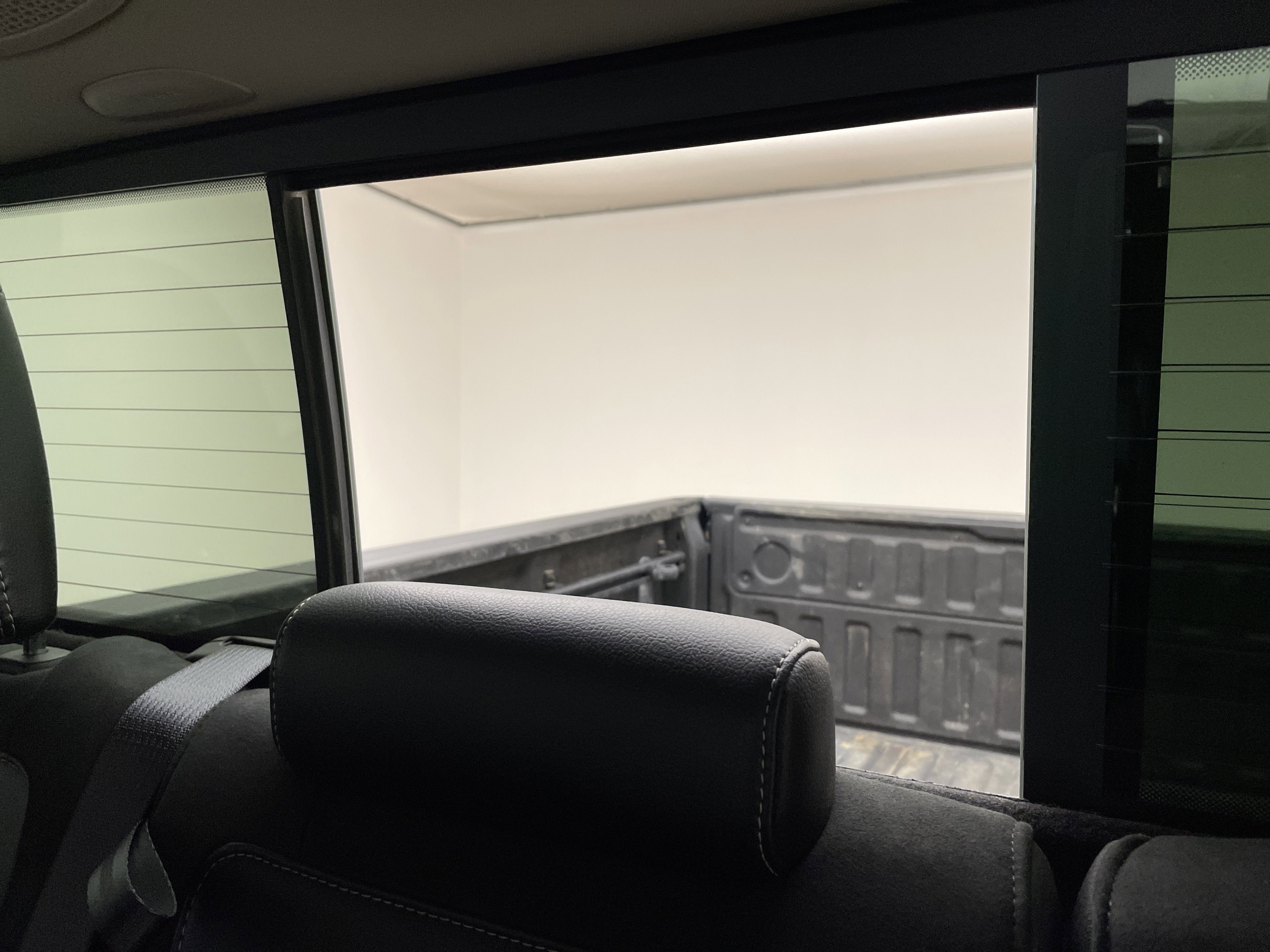 2021 RAM 1500 Laramie Crew Cab 4x4 6'4' Box