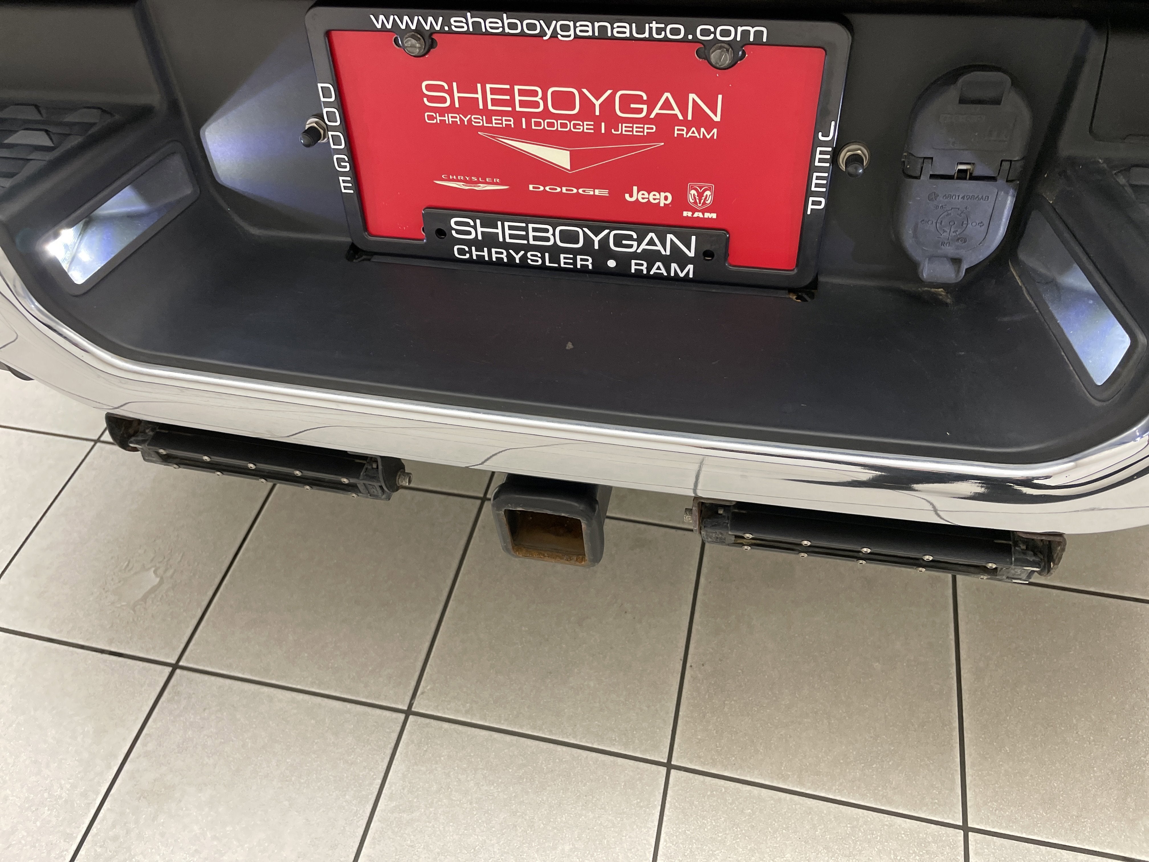 2021 RAM 1500 Laramie Crew Cab 4x4 6'4' Box