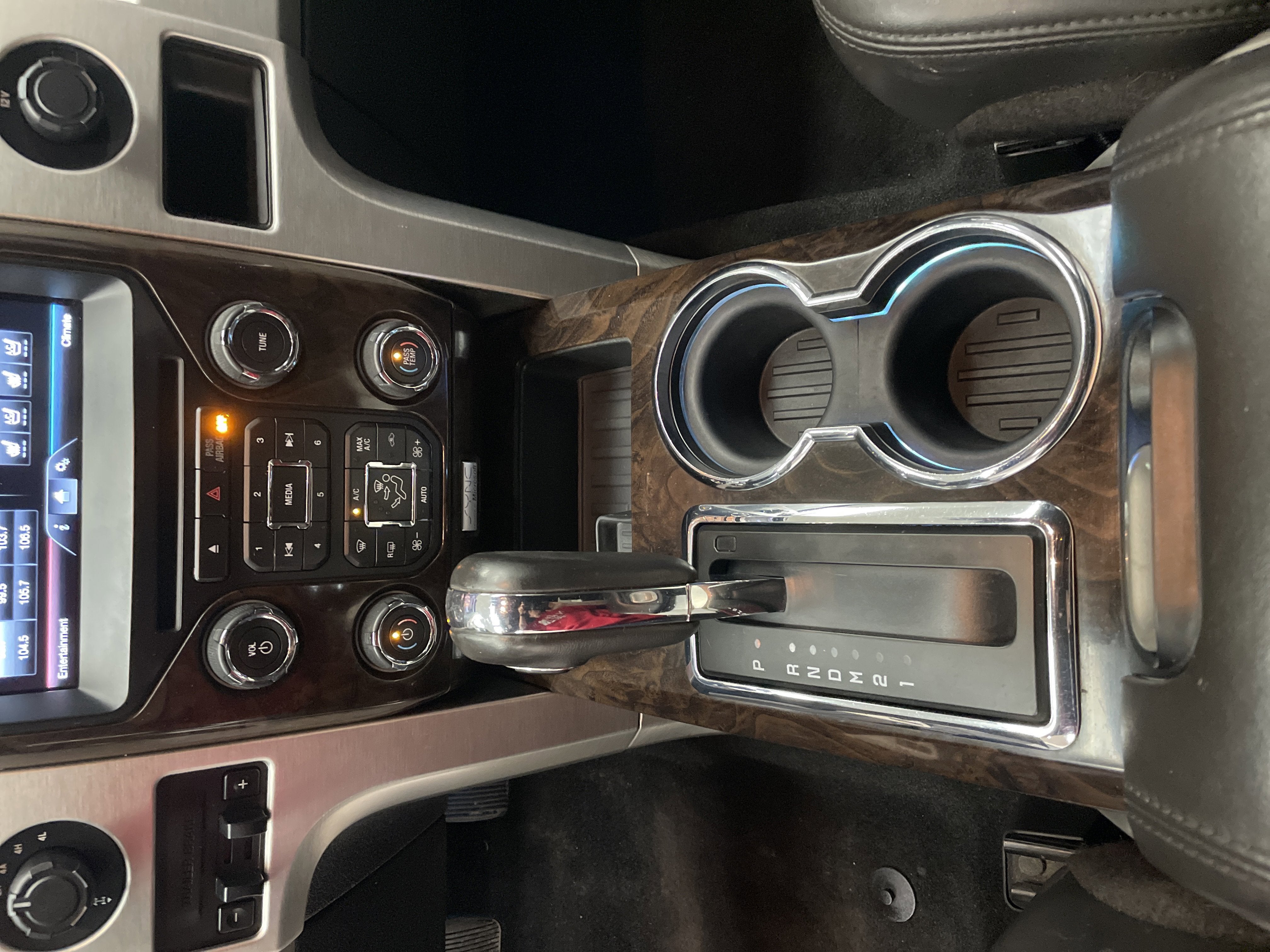 2014 Ford F-150 Platinum