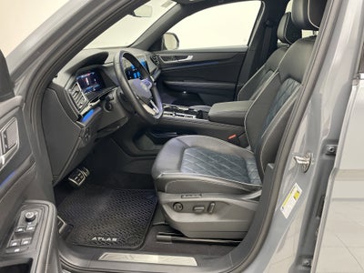 2024 Volkswagen Atlas Cross Sport 2.0T SEL Premium R-Line