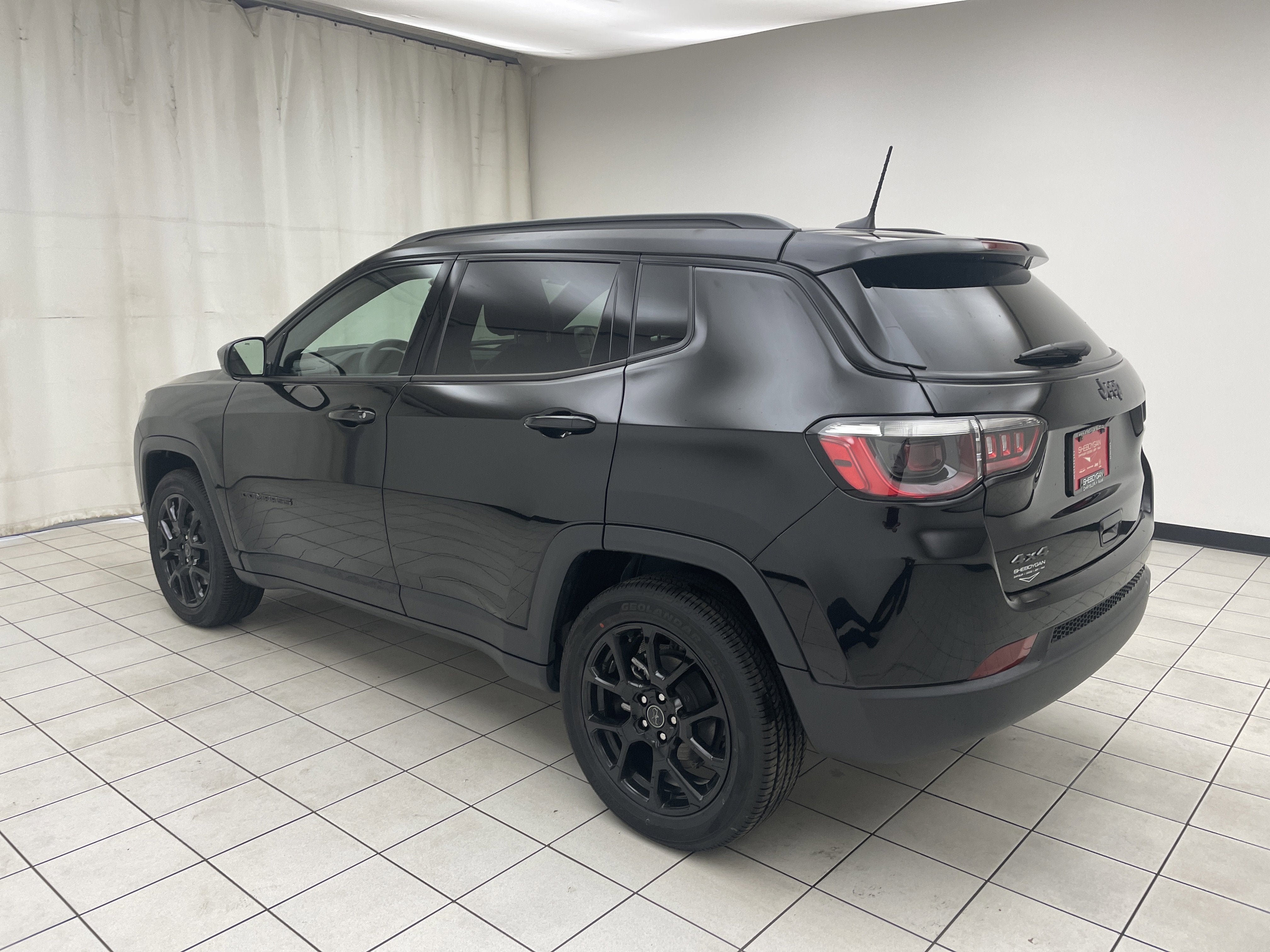 2026 Jeep Compass Latitude Altitude