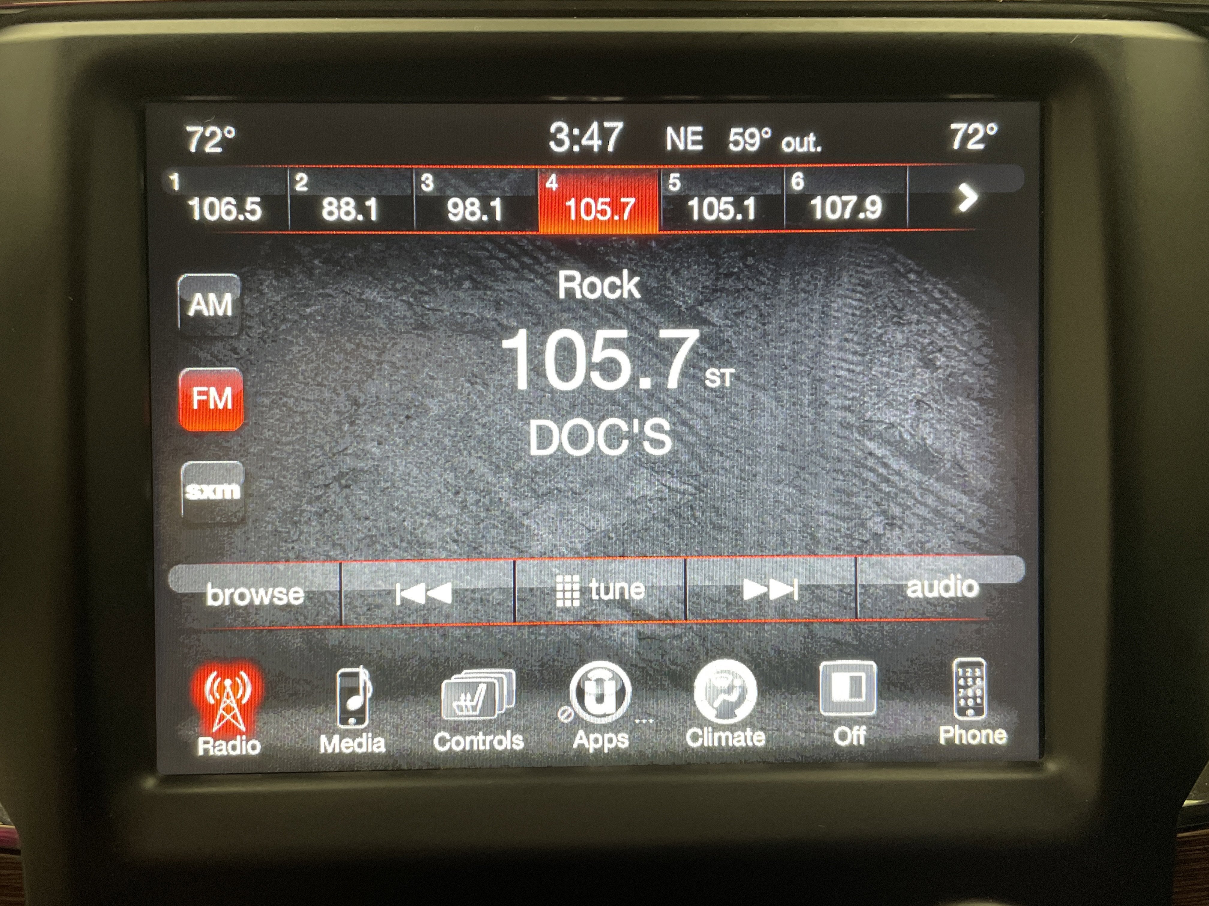 2017 RAM 2500 Laramie Crew Cab 4x4 6'4' Box