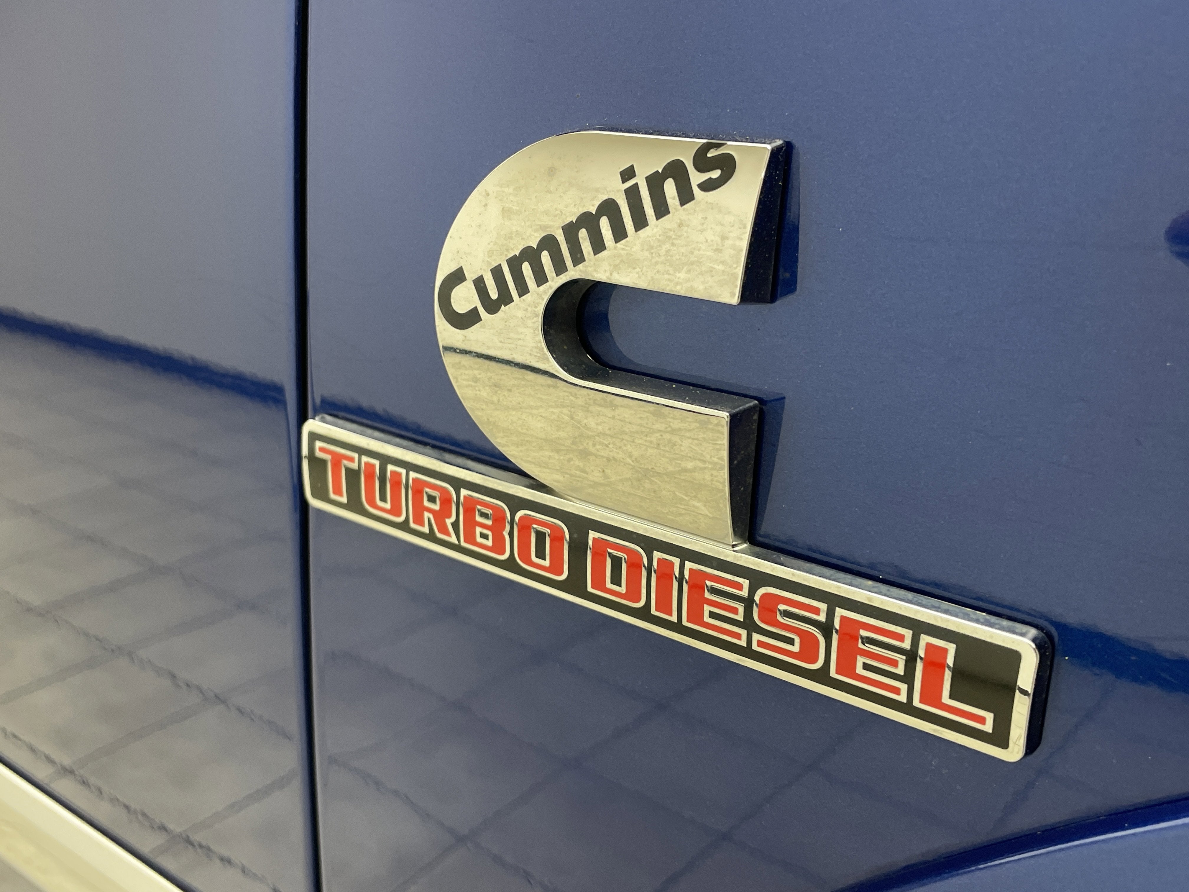 2017 RAM 2500 Laramie Crew Cab 4x4 6'4' Box