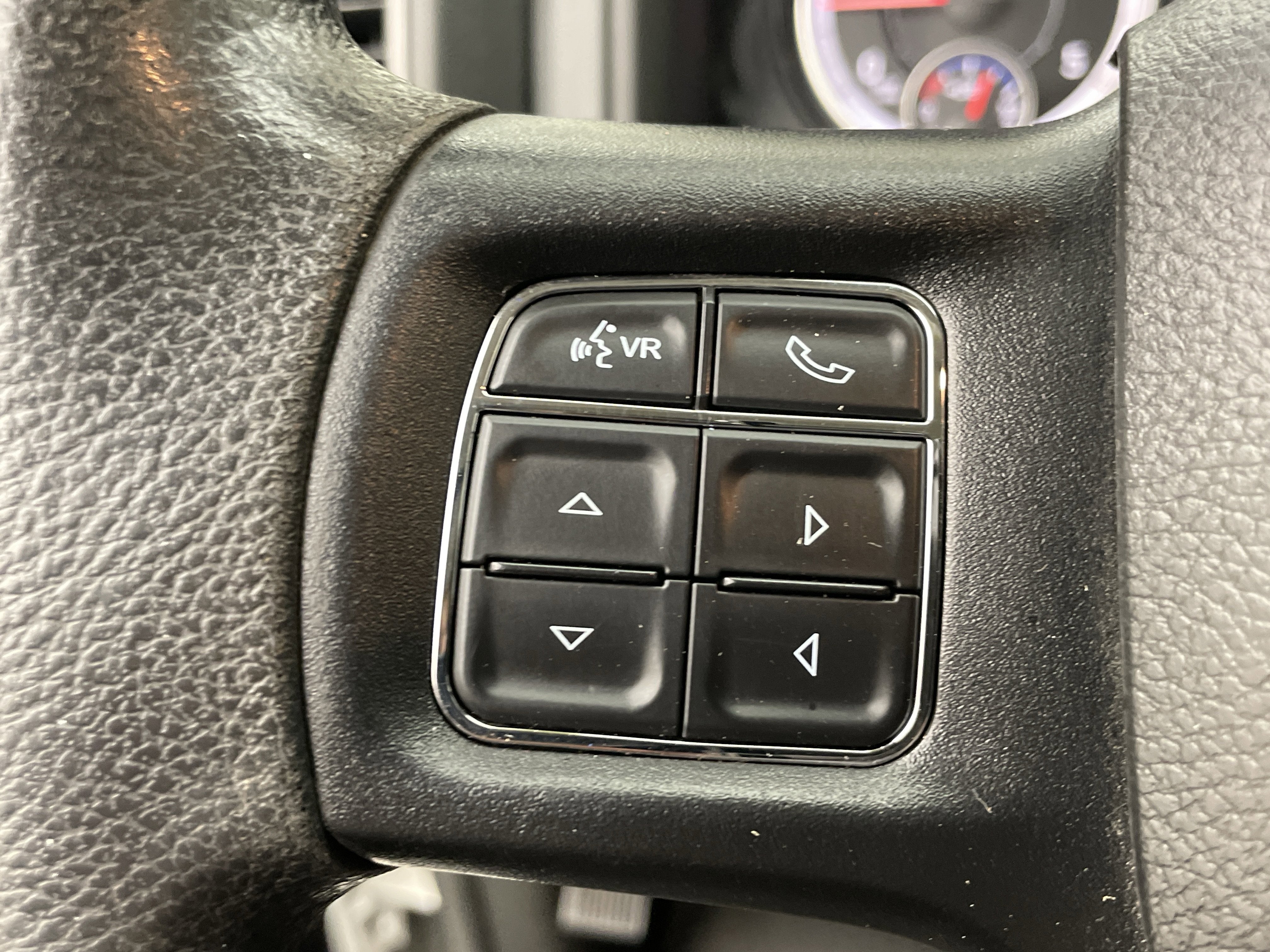 2018 RAM 2500 Tradesman Crew Cab 4x4 8' Box