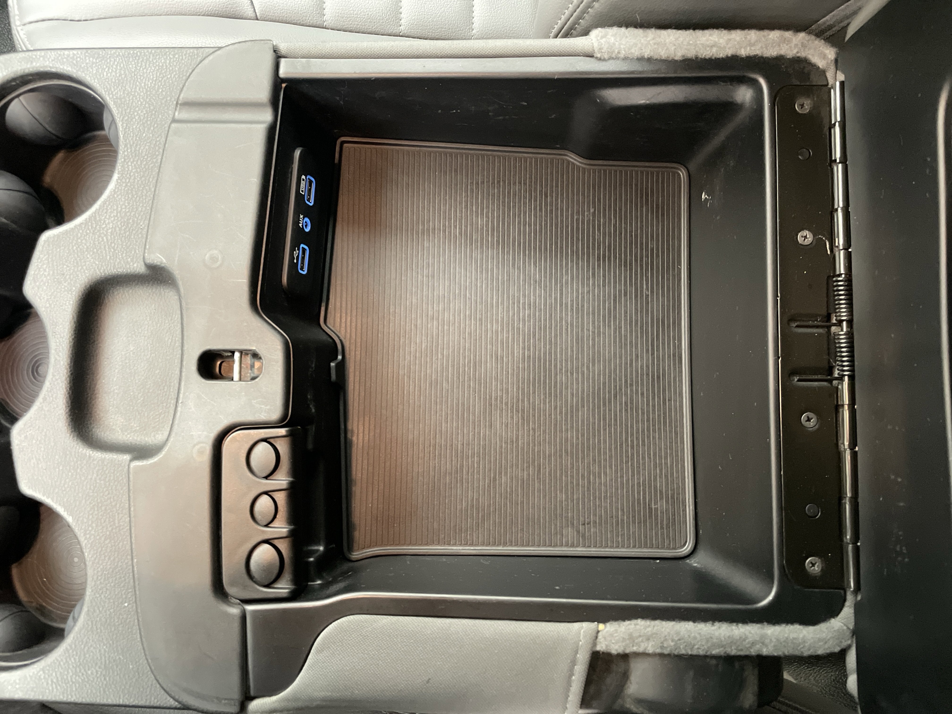 2018 RAM 2500 Tradesman Crew Cab 4x4 8' Box