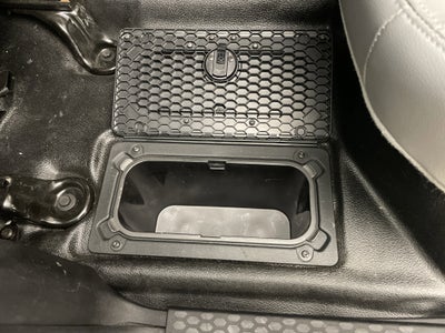 2018 RAM 2500 Tradesman Crew Cab 4x4 8' Box